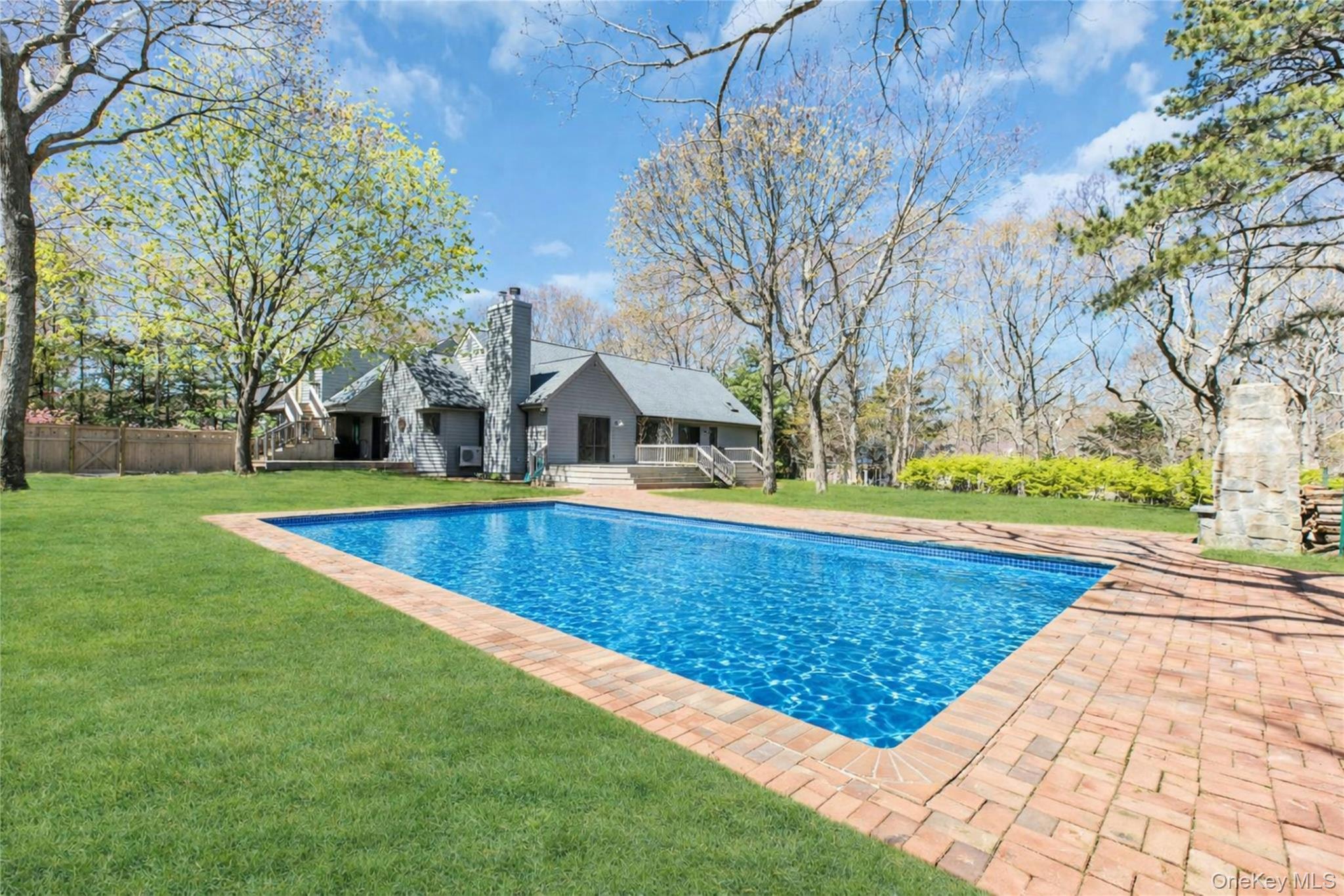 Single Family Quail Run Suffolk County, NY 11946, MLS-985093-4