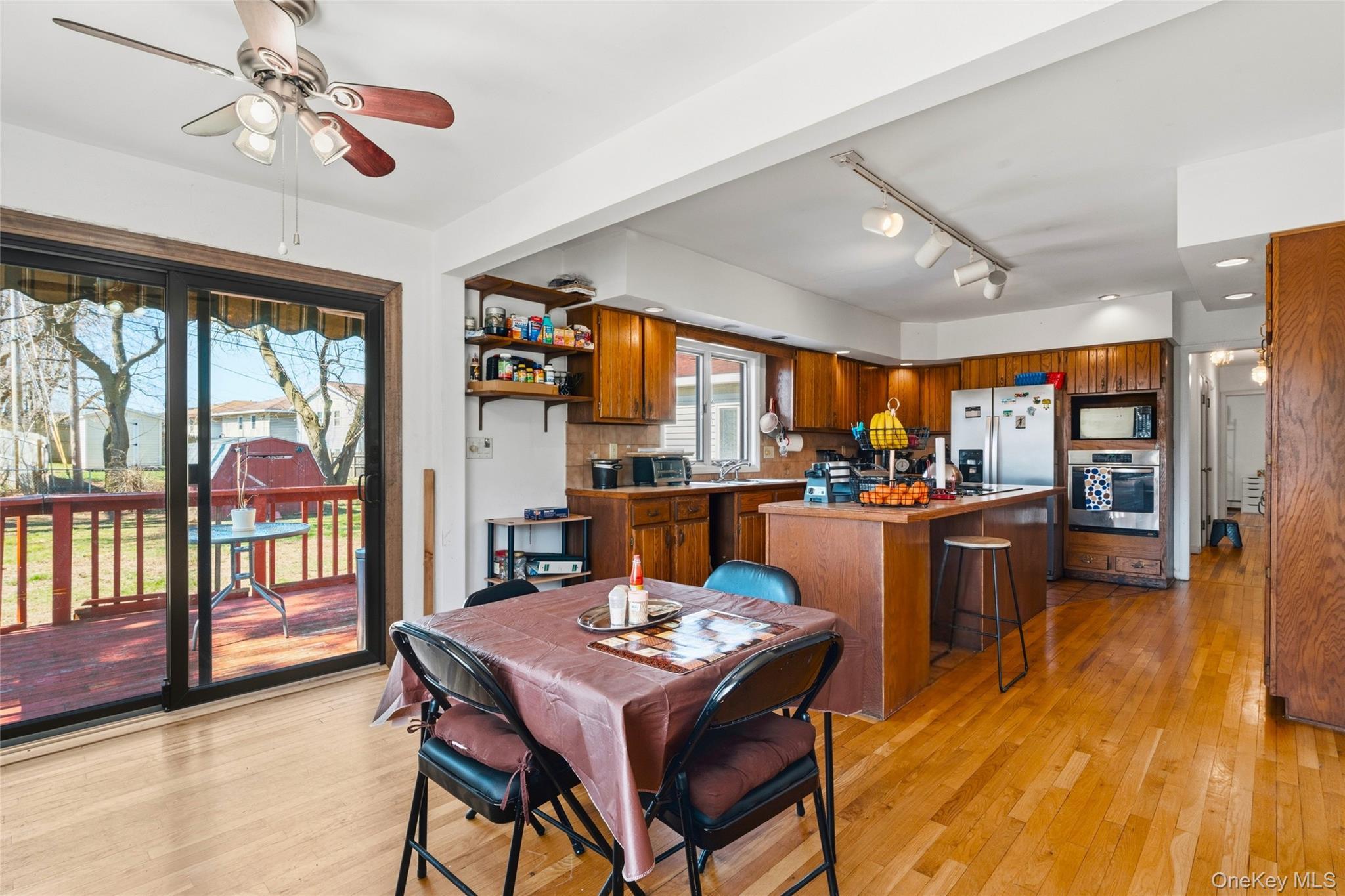 Single Family Melrose  Albany County, NY 12203, MLS-985106-13