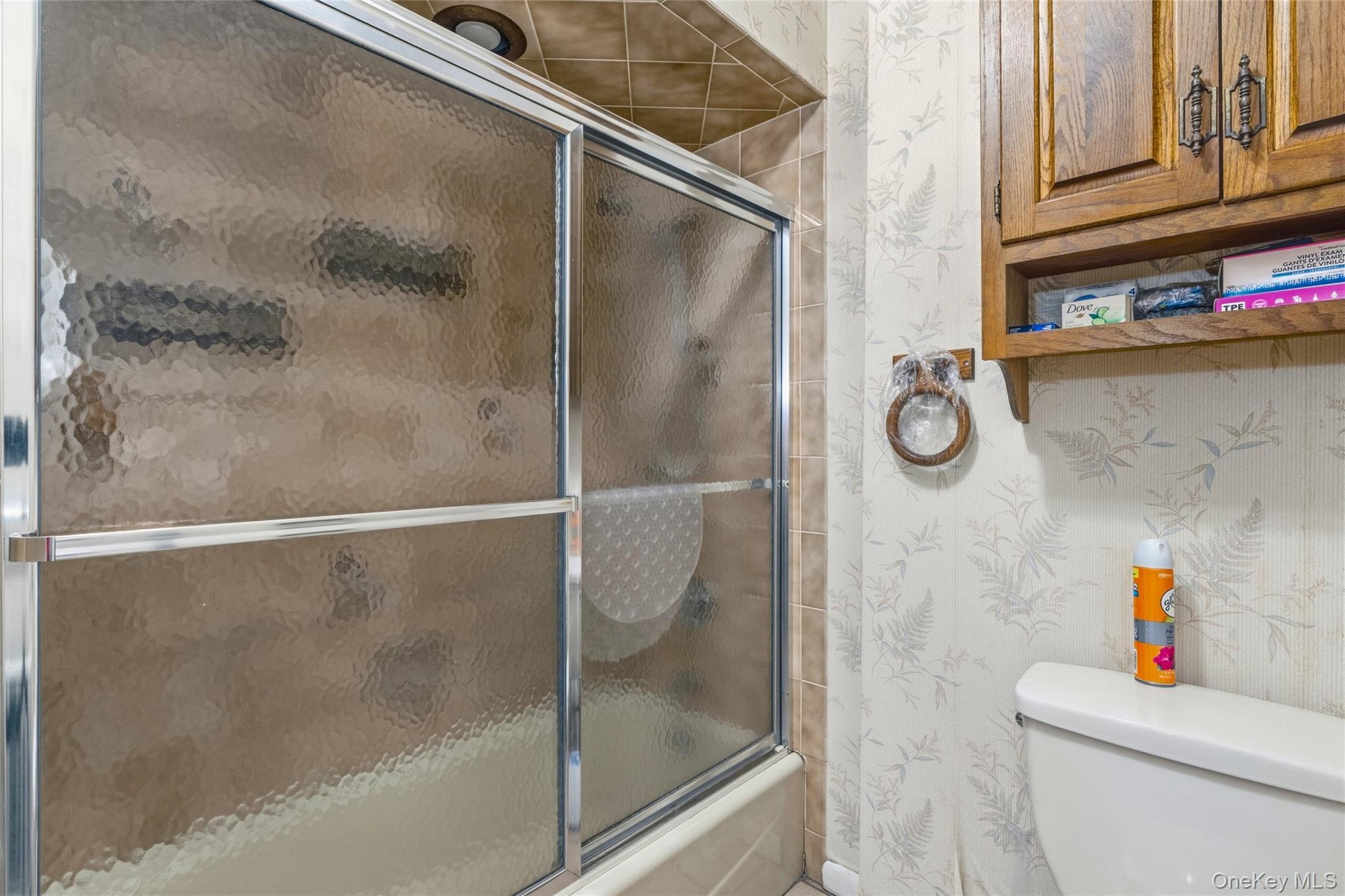 Single Family Melrose  Albany County, NY 12203, MLS-985106-28