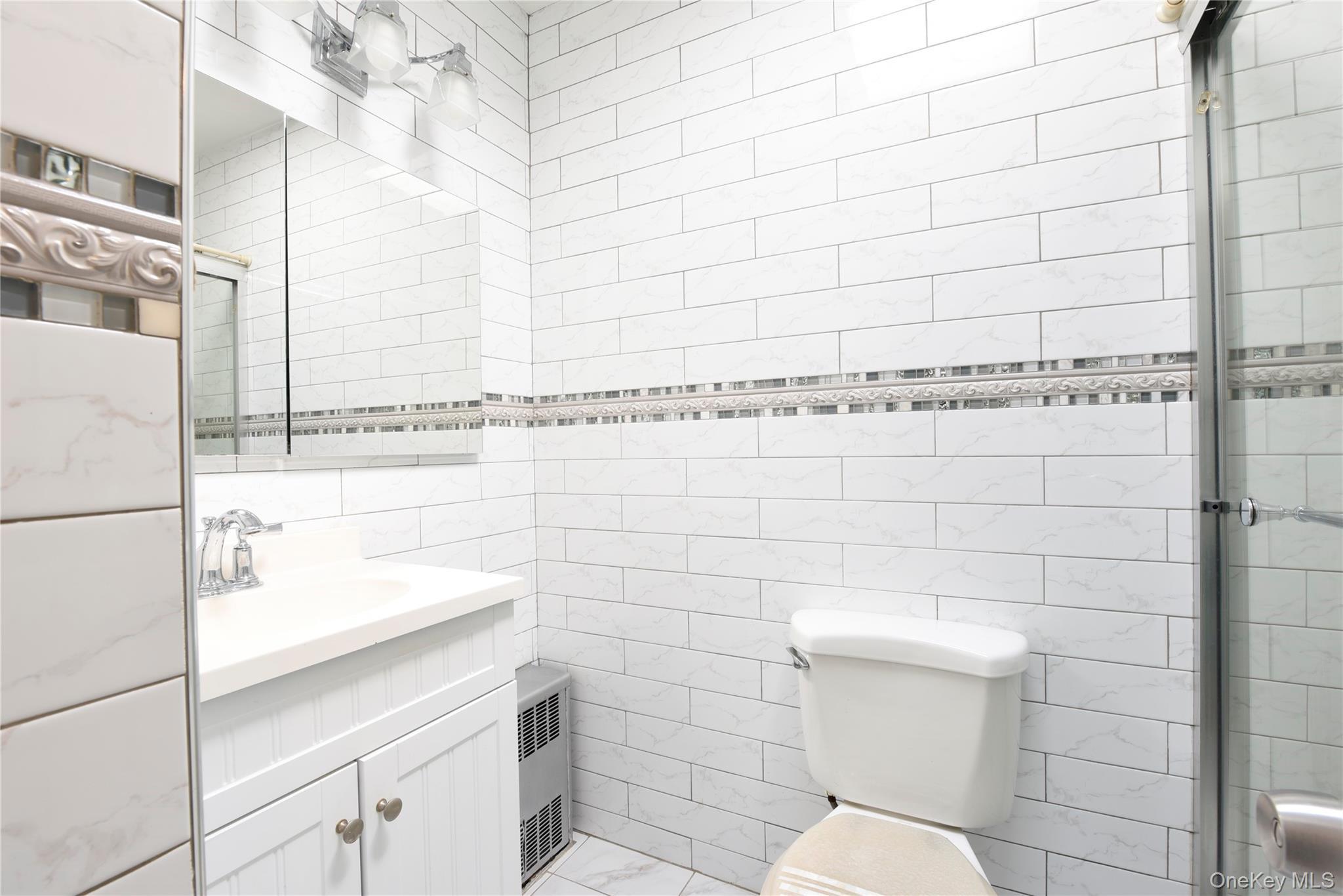 Single Family Avenue L  Brooklyn, NY 11236, MLS-985109-11