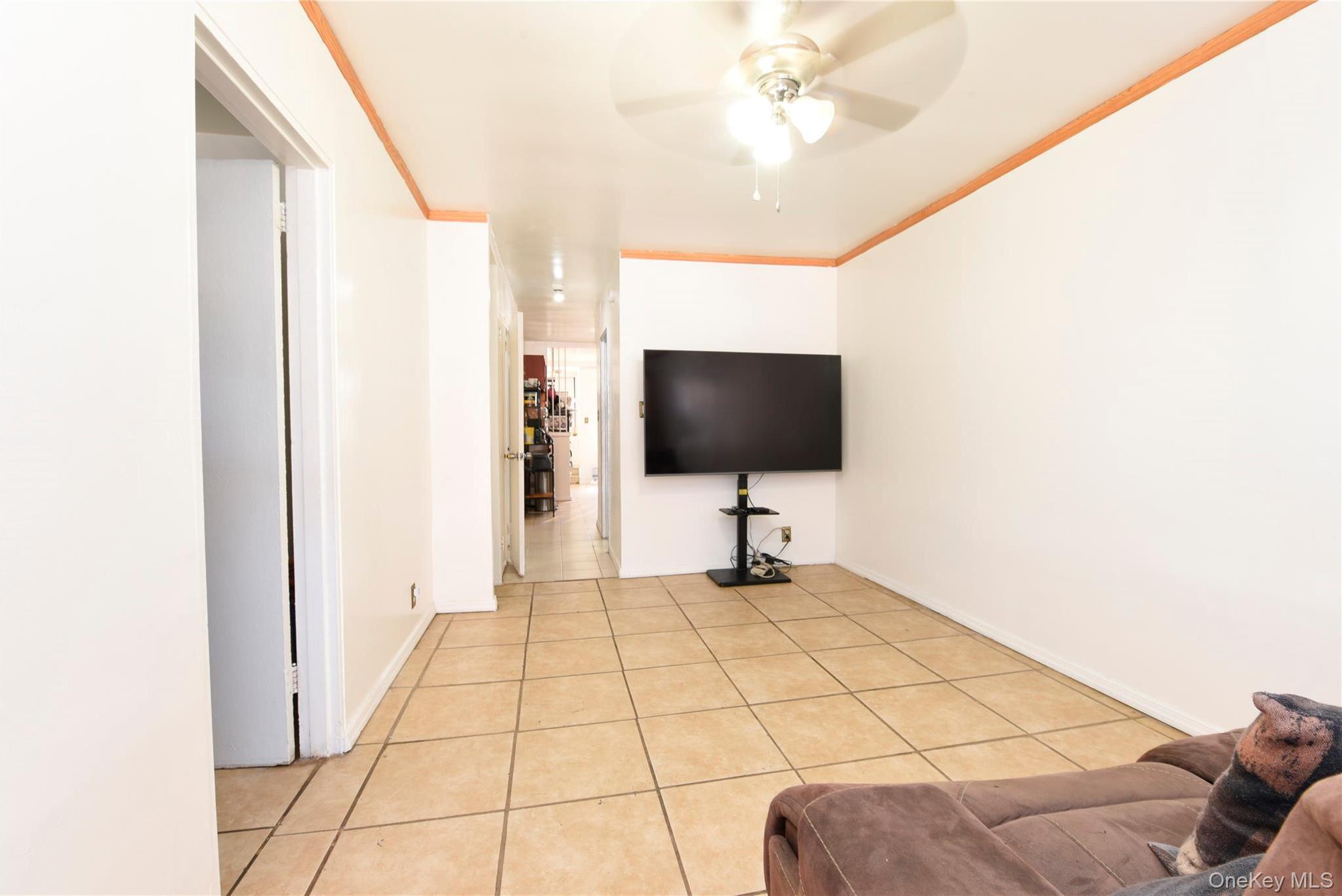 Single Family Avenue L  Brooklyn, NY 11236, MLS-985109-16