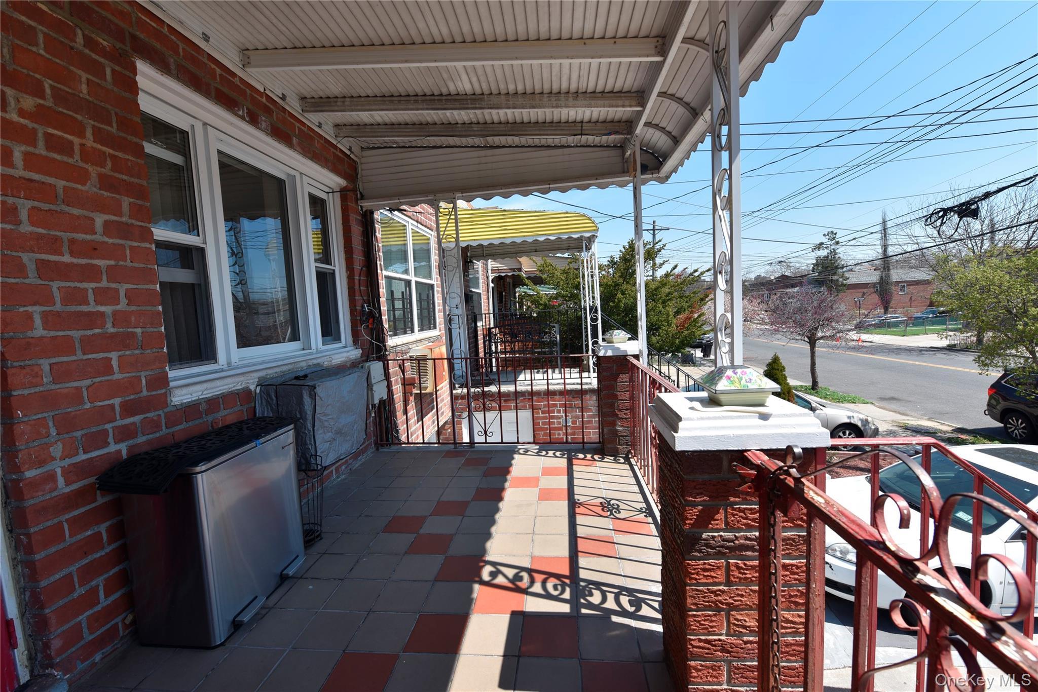 Single Family Avenue L  Brooklyn, NY 11236, MLS-985109-22