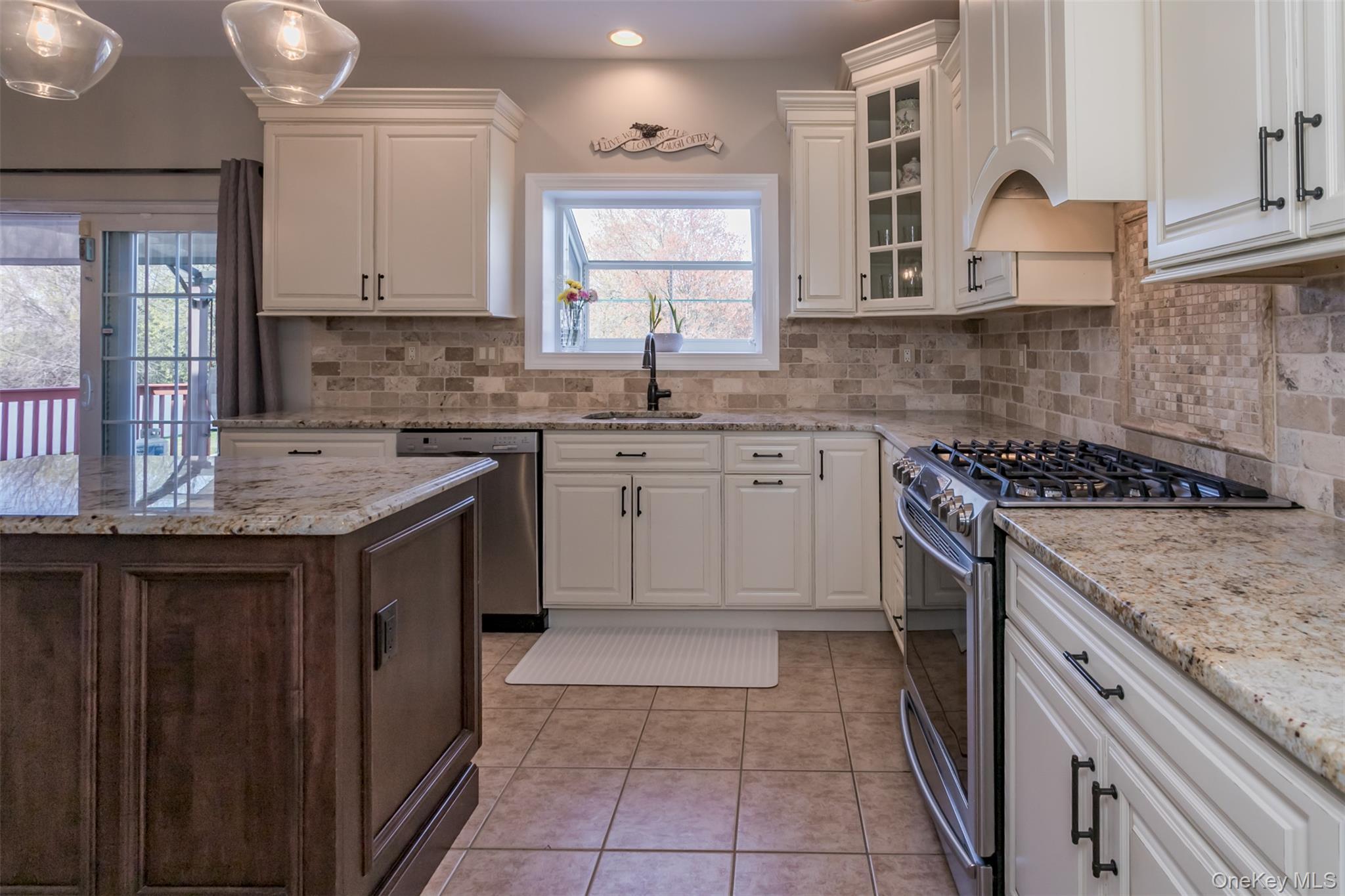 Single Family Cara  Orange County, NY 10924, MLS-985110-6