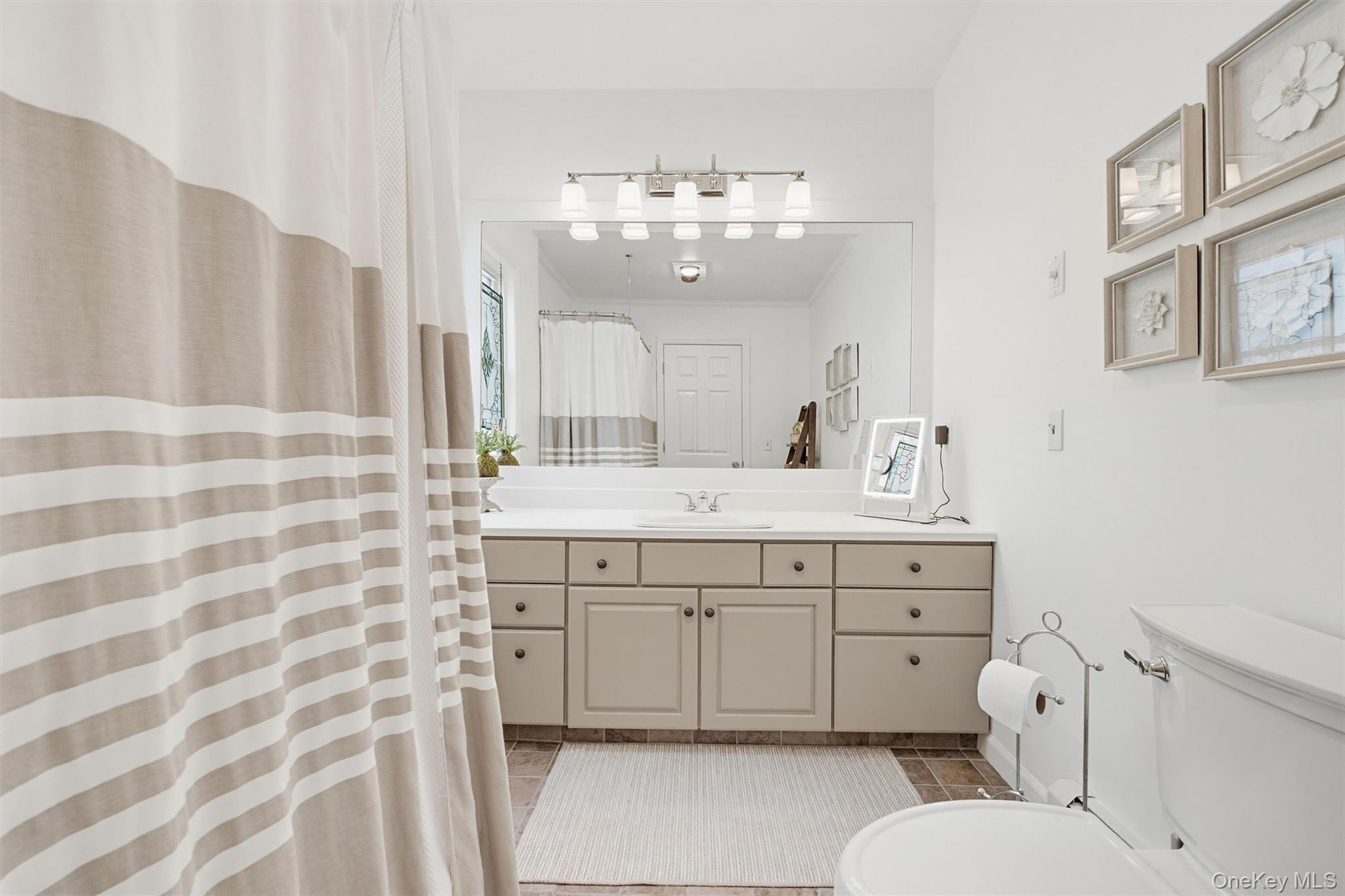 Single Family Kent  Westchester County, NY 10598, MLS-985111-25