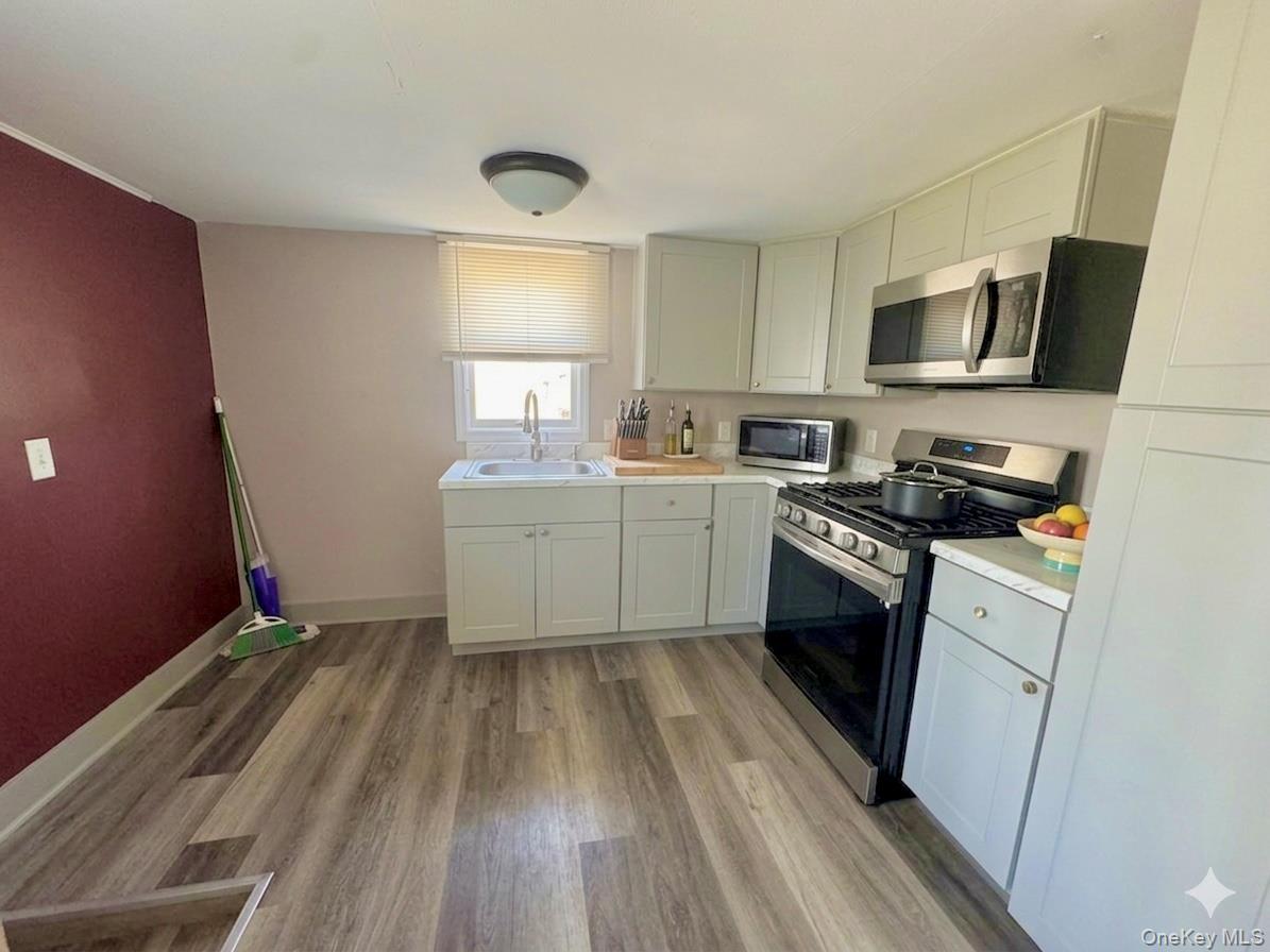 Single Family Center  Orange County, NY 10928, MLS-985113-5