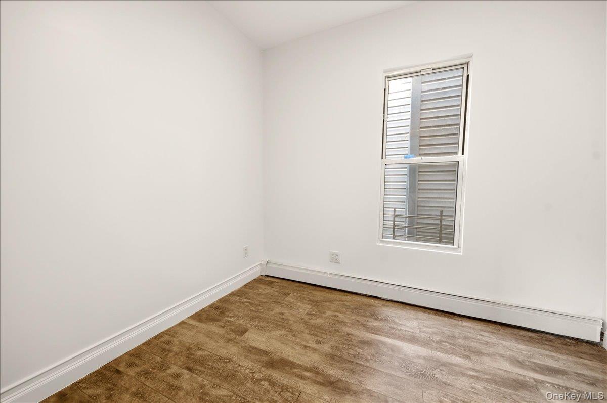 Single Family 165th  Bronx, NY 10452, MLS-985123-12