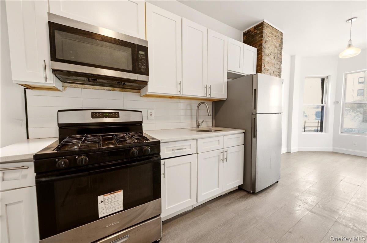 Single Family 165th  Bronx, NY 10452, MLS-985123-3