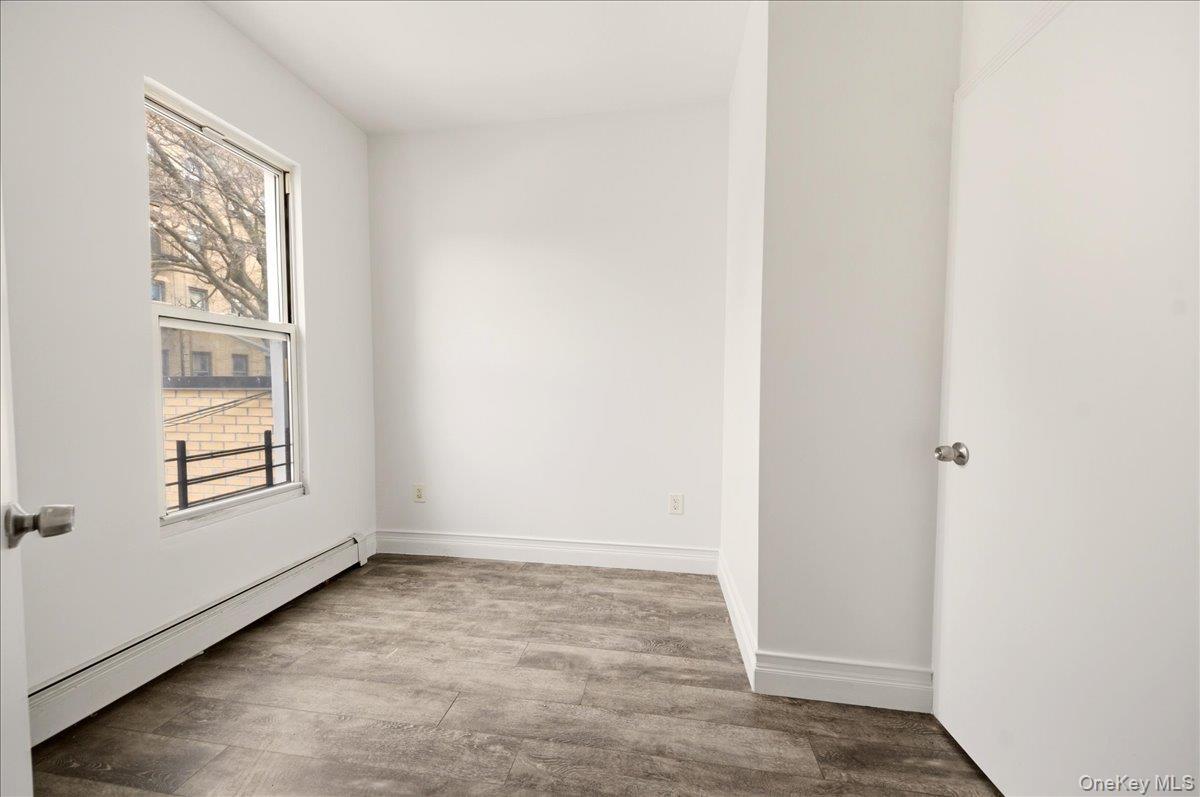 Single Family 165th  Bronx, NY 10452, MLS-985123-7