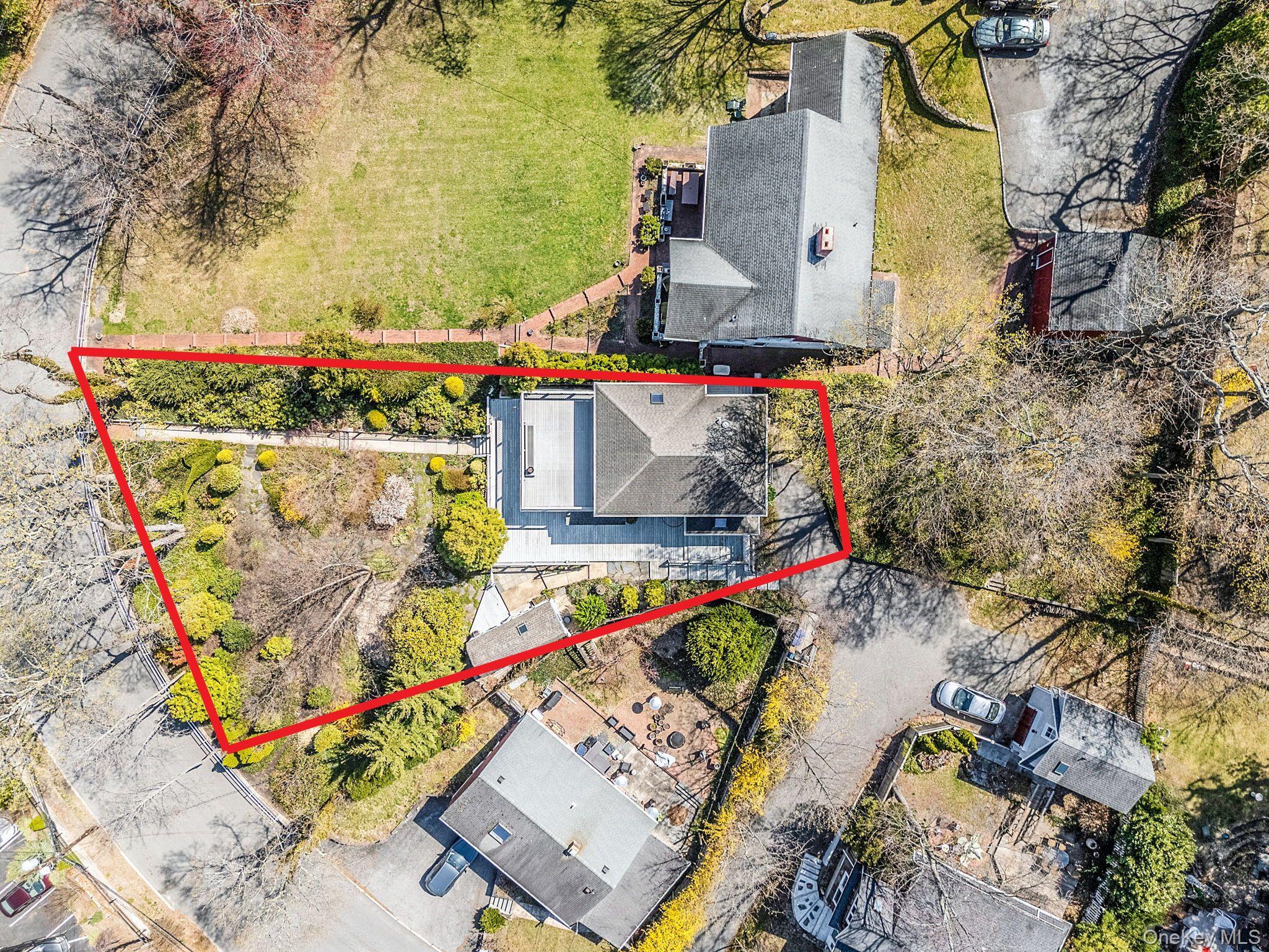 Single Family Crescent  Suffolk County, NY 11743, MLS-985125-17