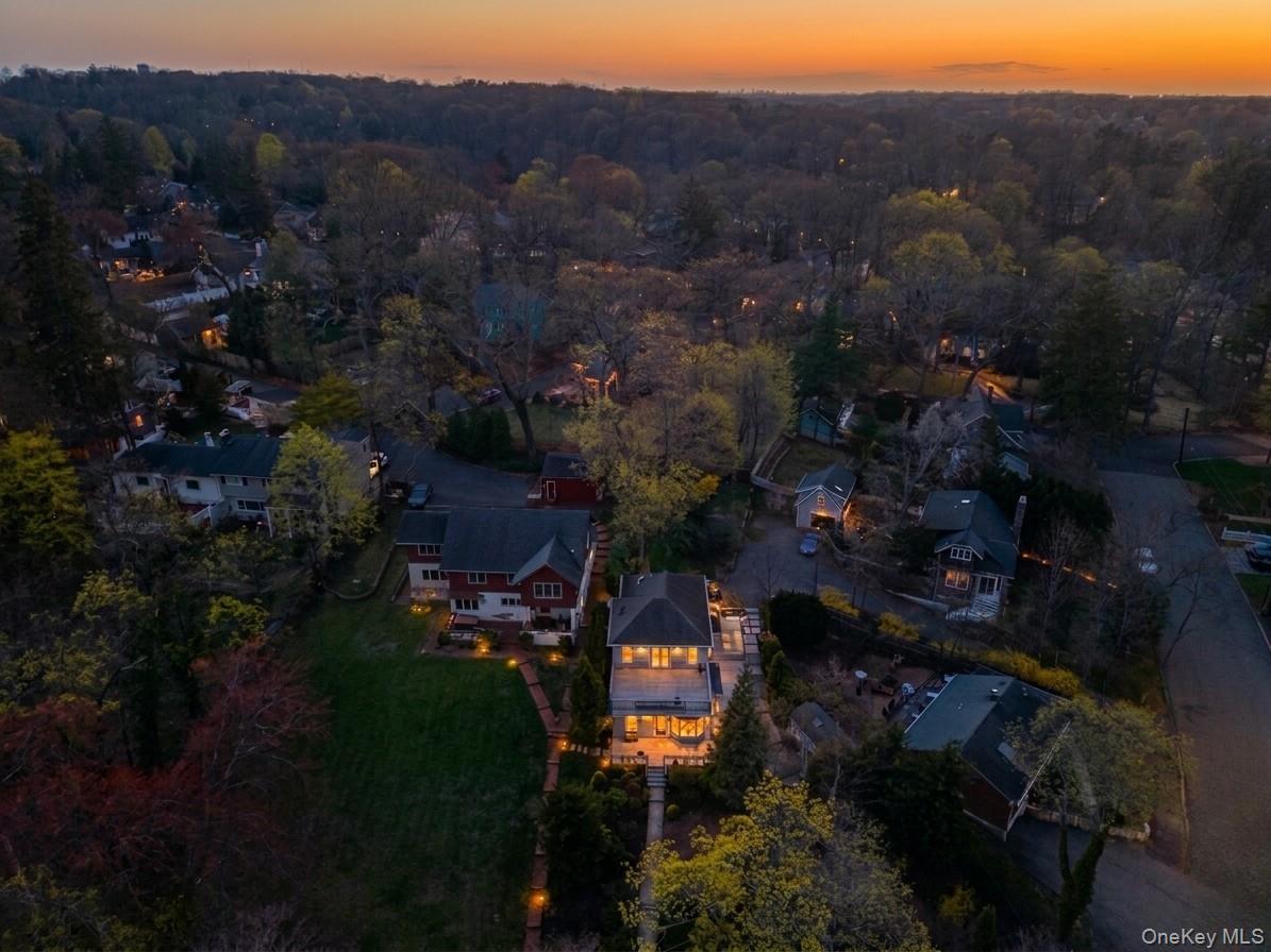 Single Family Crescent  Suffolk County, NY 11743, MLS-985125-2