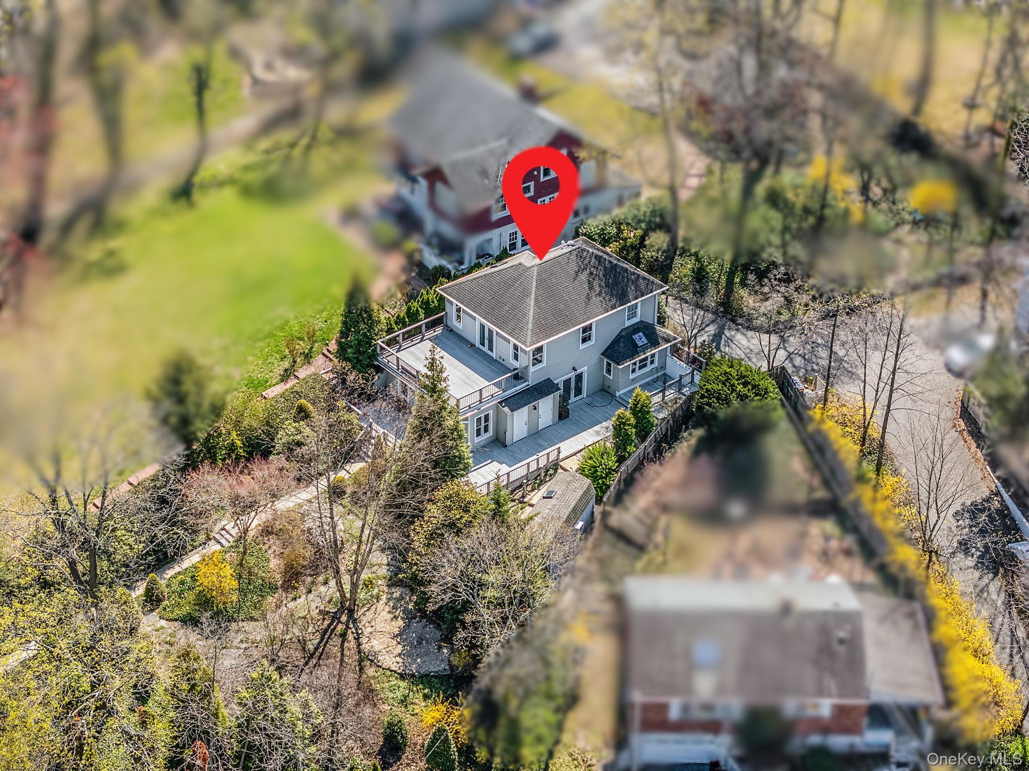 Single Family Crescent  Suffolk County, NY 11743, MLS-985125-3