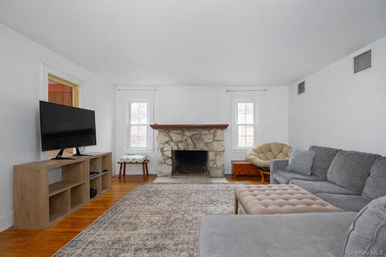 Single Family Howard  Dutchess County, NY 12603, MLS-985140-5