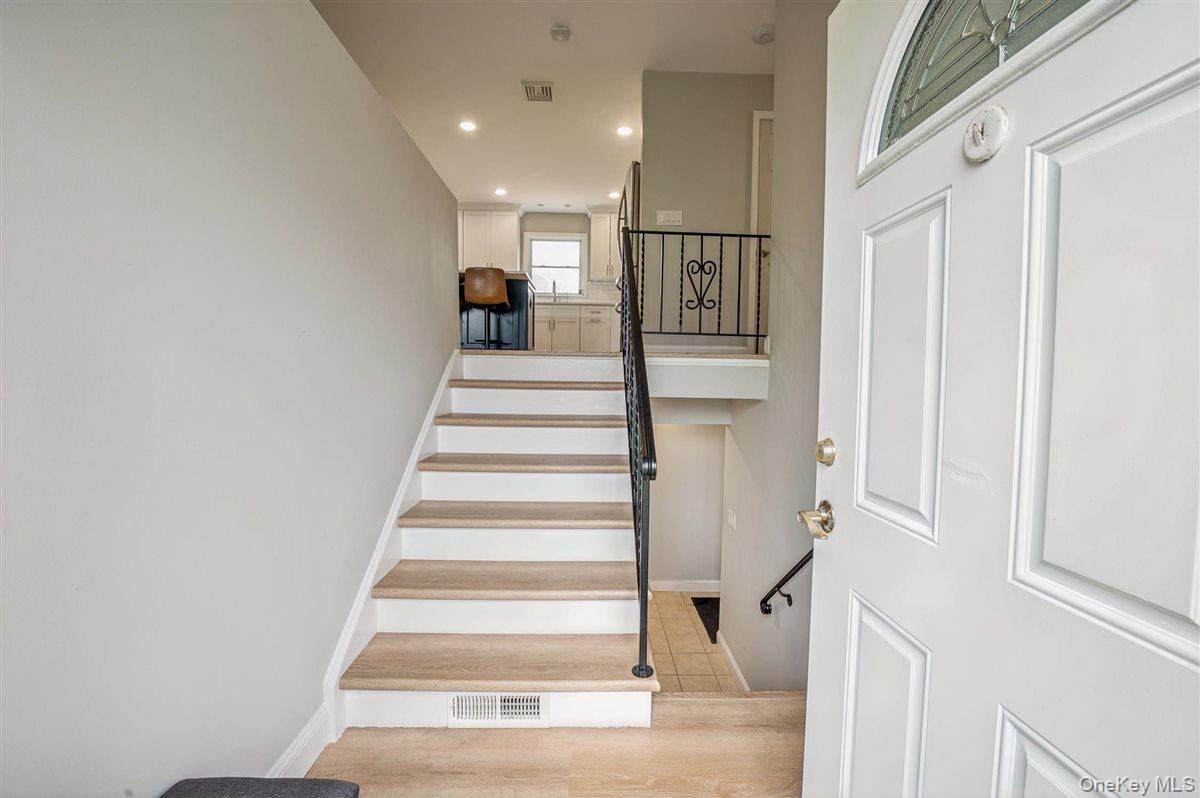 Single Family Valkill  Dutchess County, NY 12601, MLS-985152-2