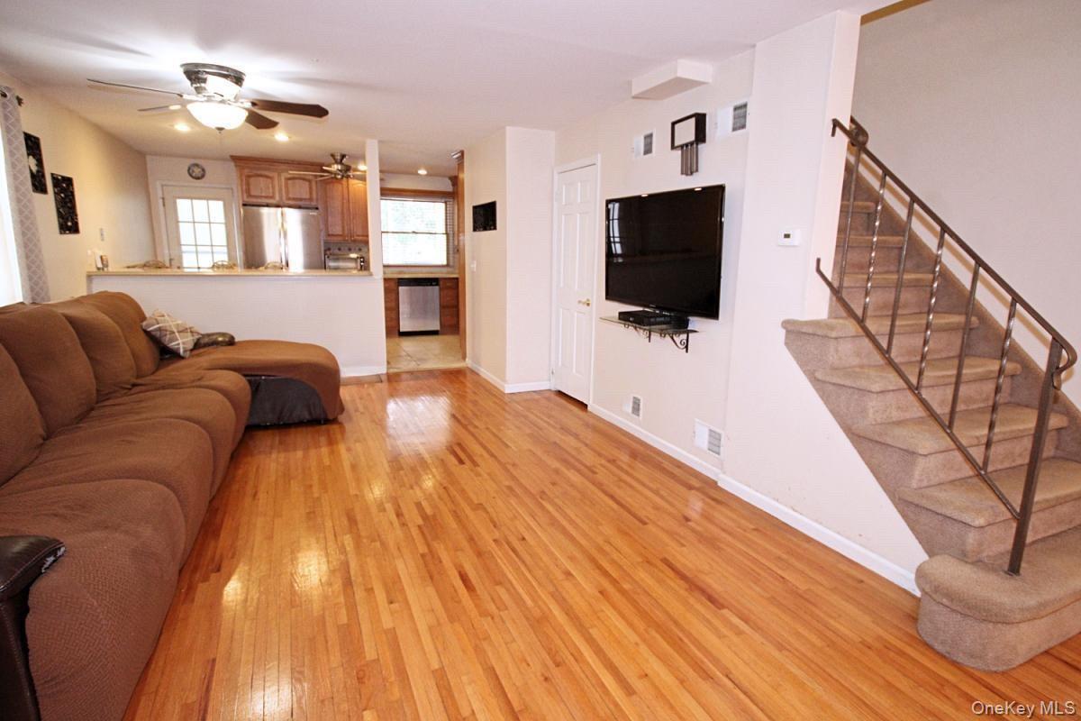 Single Family Gurley  Staten Island, NY 10308, MLS-985171-12