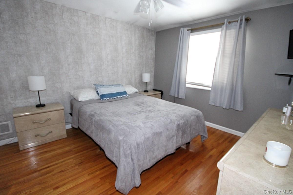Single Family Gurley  Staten Island, NY 10308, MLS-985171-25