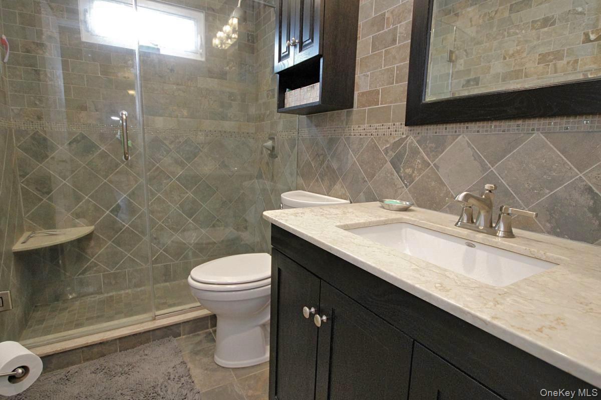 Single Family Gurley  Staten Island, NY 10308, MLS-985171-27