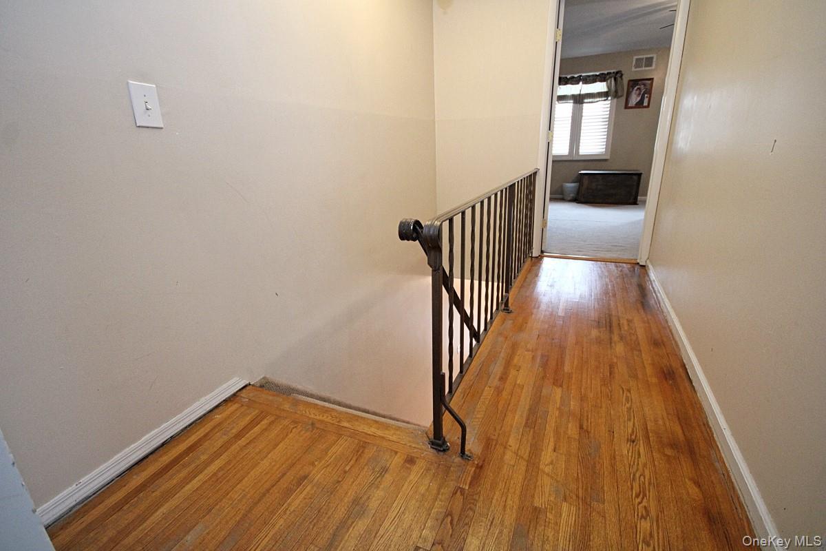 Single Family Gurley  Staten Island, NY 10308, MLS-985171-28
