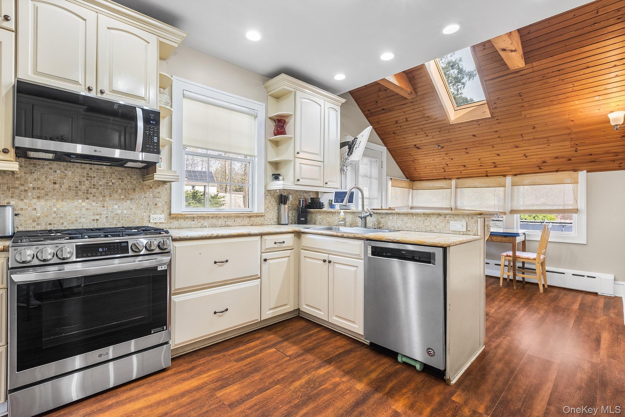 Single Family Spencer  Westchester County, NY 10530, MLS-985178-3
