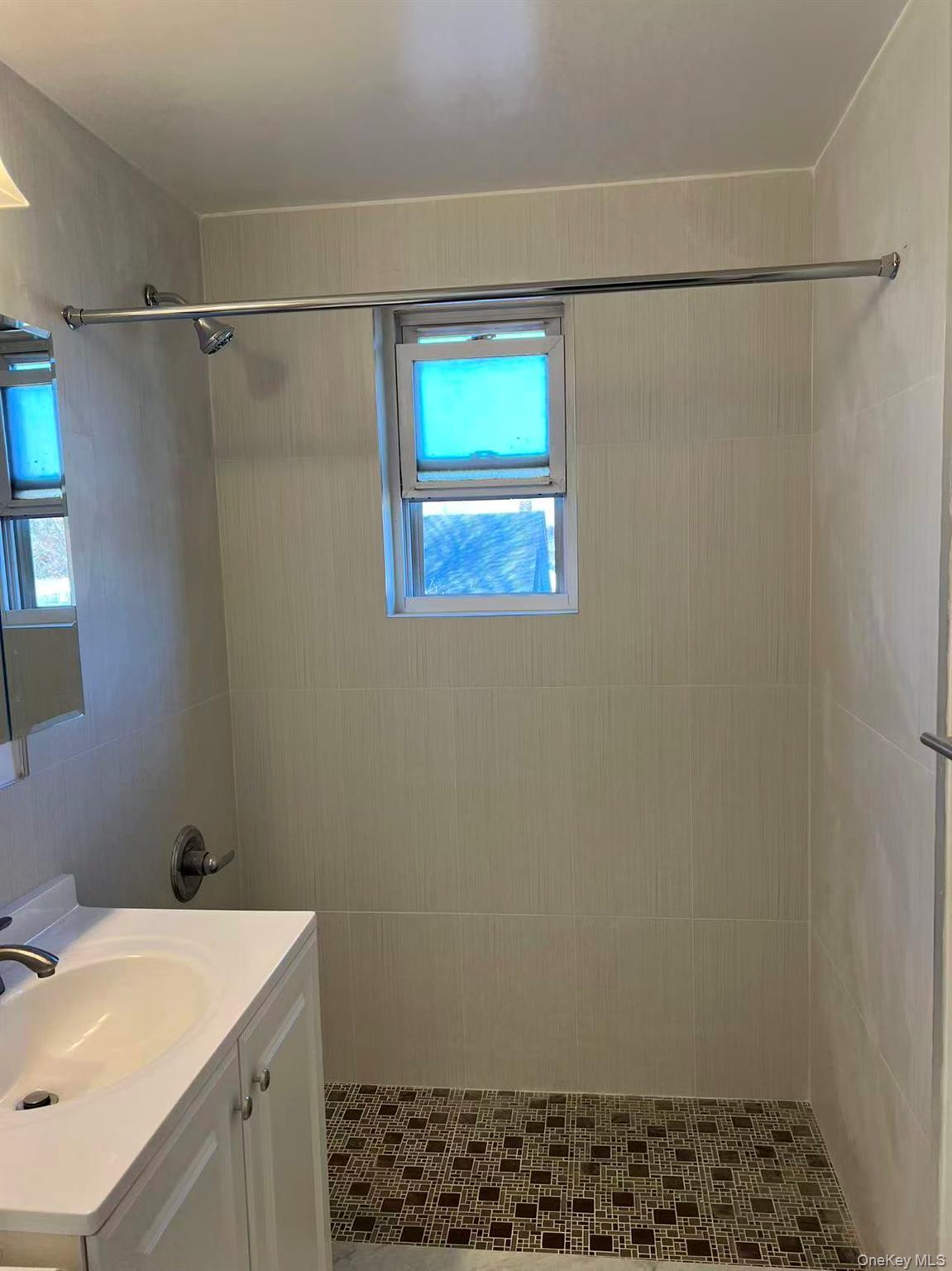 Single Family Quincy Bronx, NY 10465, MLS-985180-10