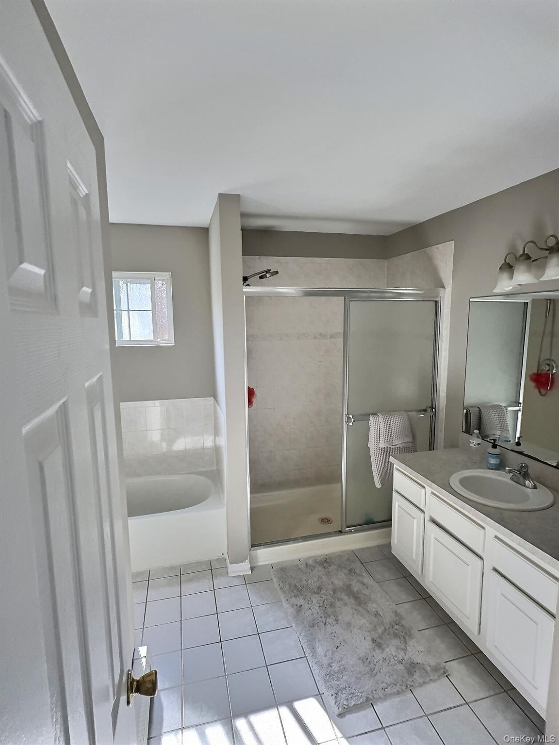 Single Family Terra Pines Gate  Suffolk County, NY 11980, MLS-985187-17