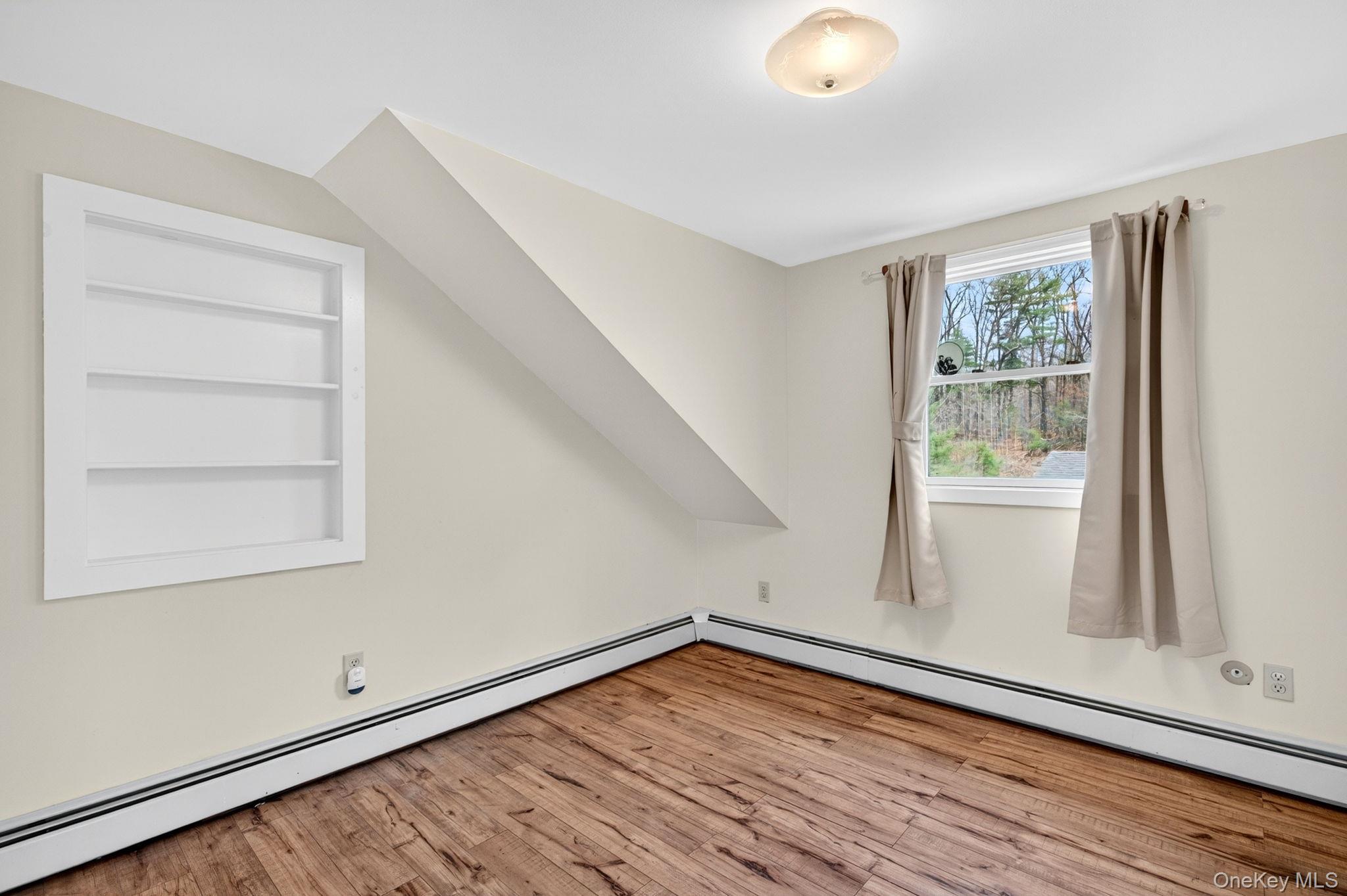 Single Family Airport  Ulster County, NY 12404, MLS-985209-18