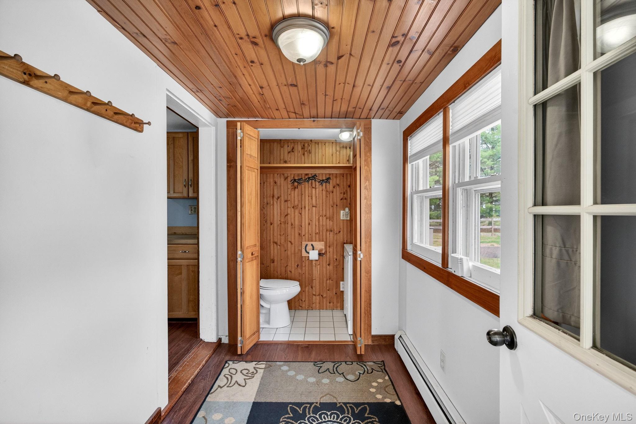 Single Family Airport  Ulster County, NY 12404, MLS-985209-23