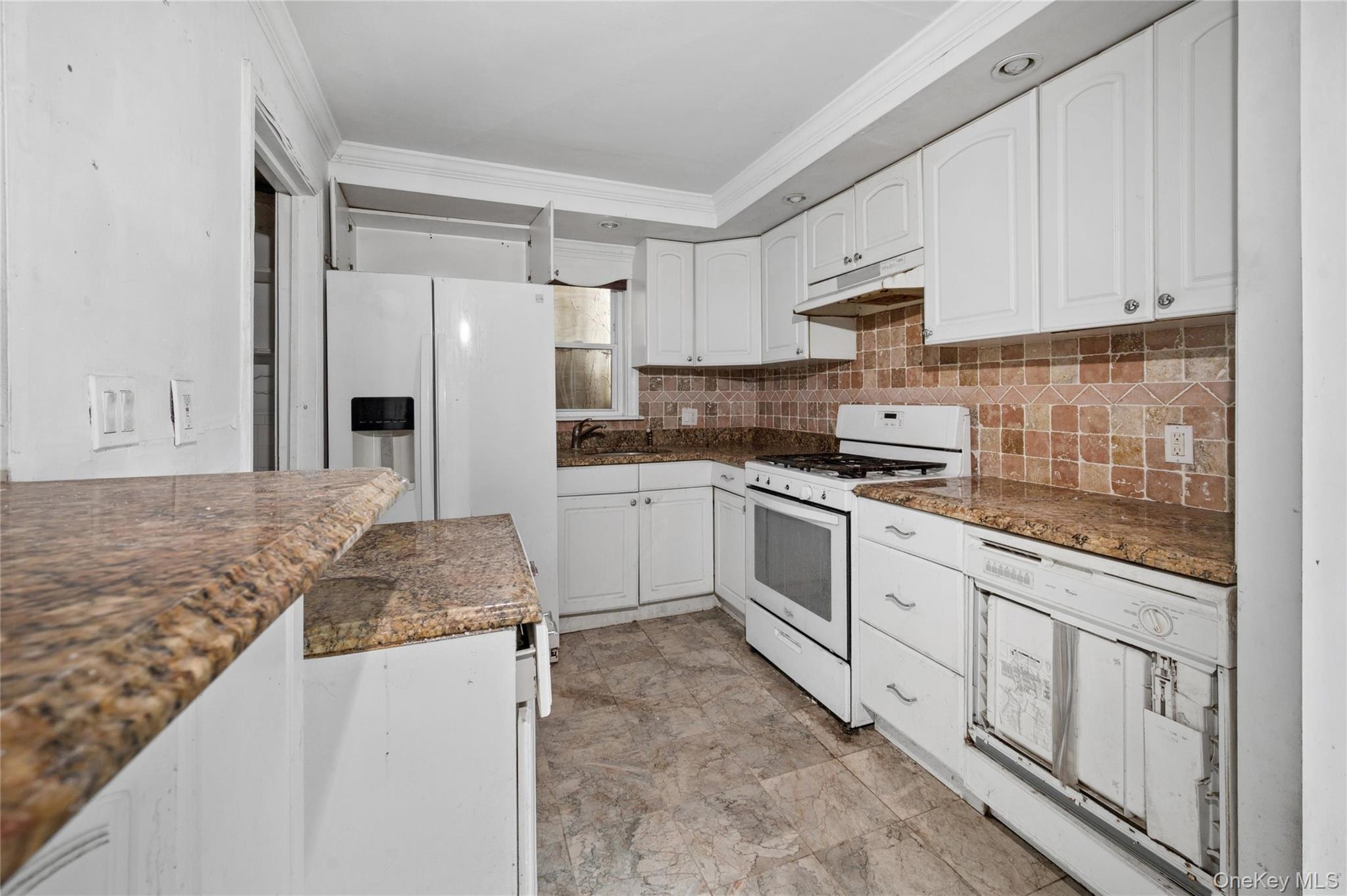 Single Family Wilson  Suffolk County, NY 11701, MLS-985223-14