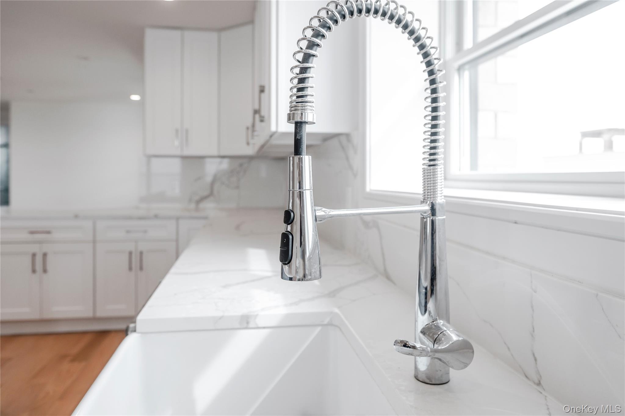 Condo Broadway  Nassau County, NY 11561, MLS-985231-30