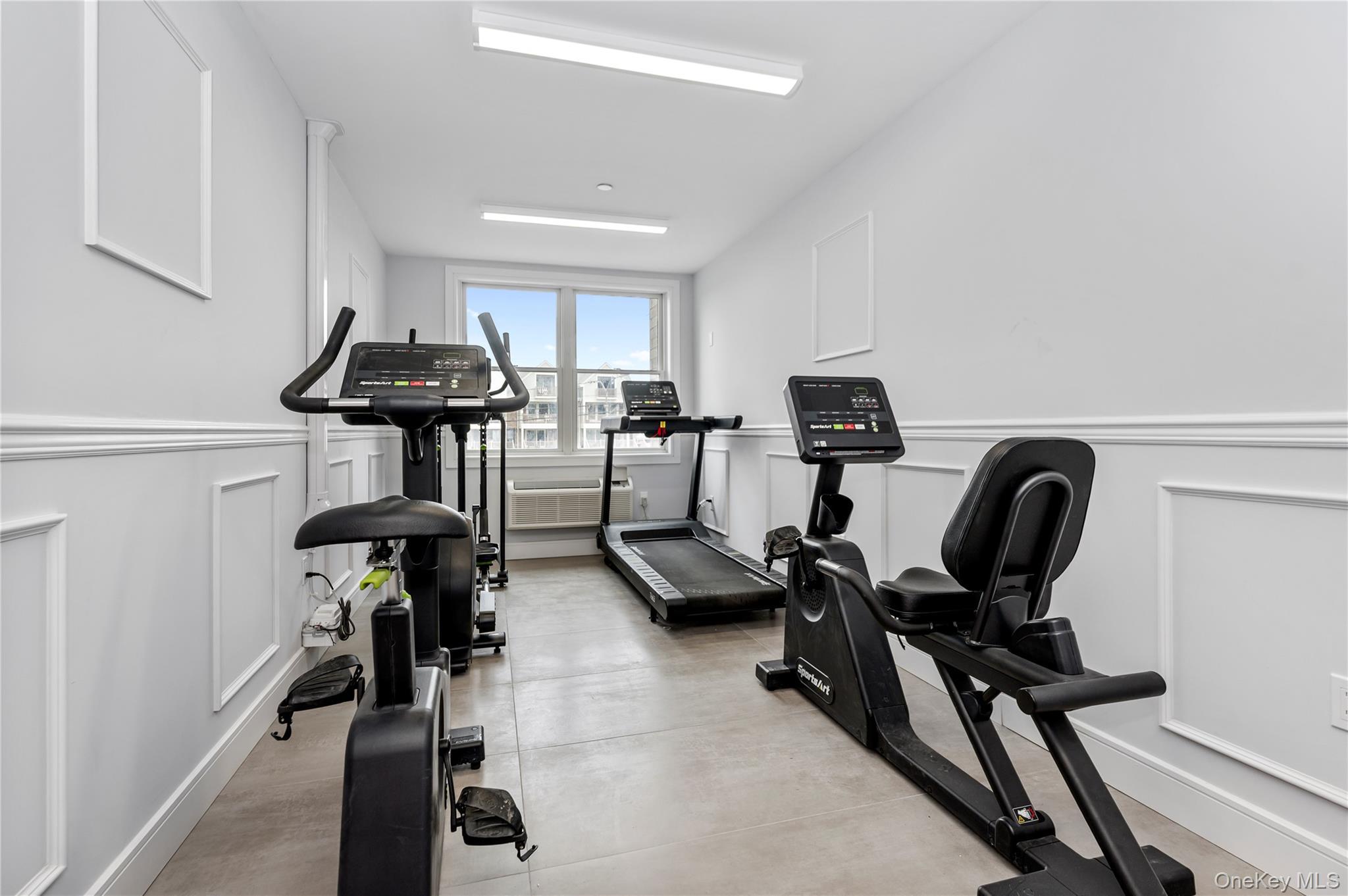 Condo Broadway  Nassau County, NY 11561, MLS-985231-43