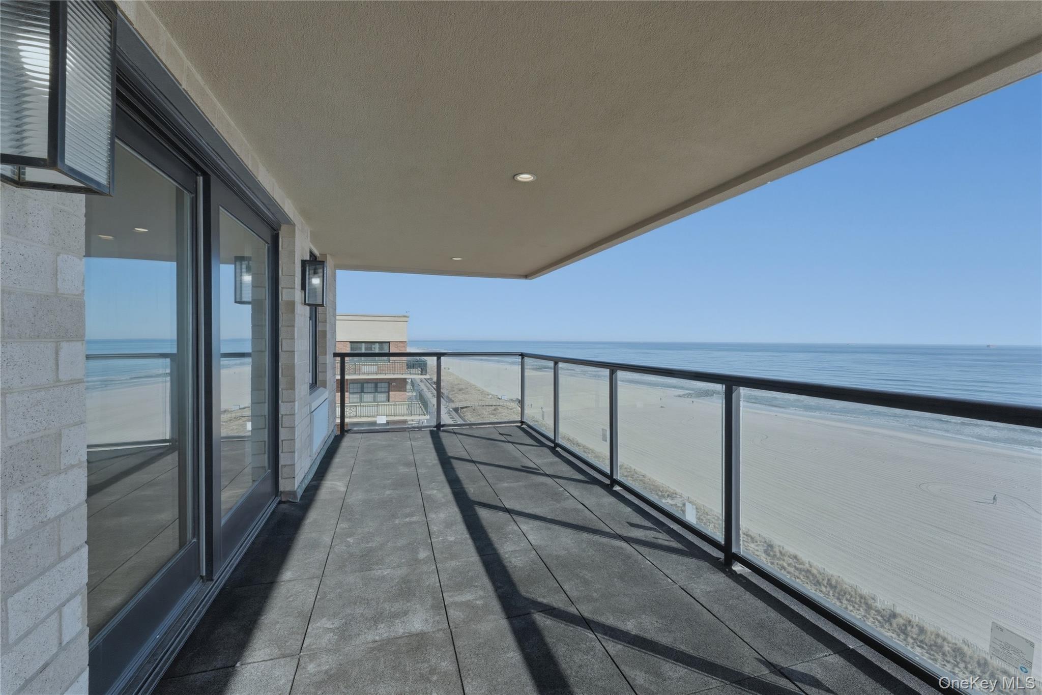 Condo Broadway  Nassau County, NY 11561, MLS-985231-45