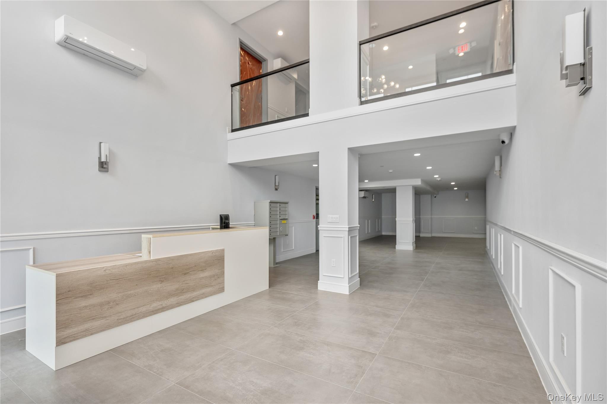 Condo Broadway  Nassau County, NY 11561, MLS-985231-5