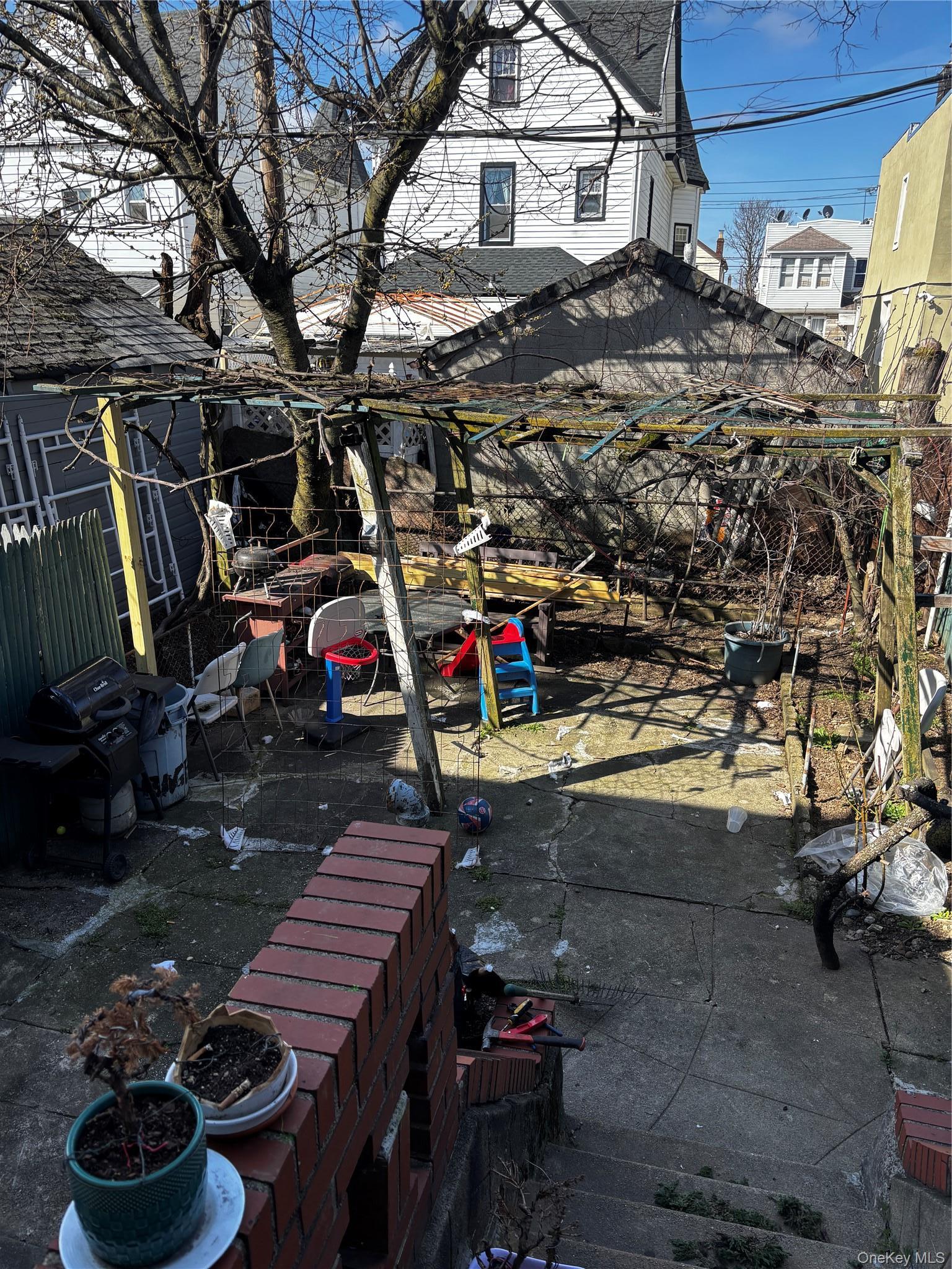 Single Family 104th  Queens, NY 11417, MLS-985238-8