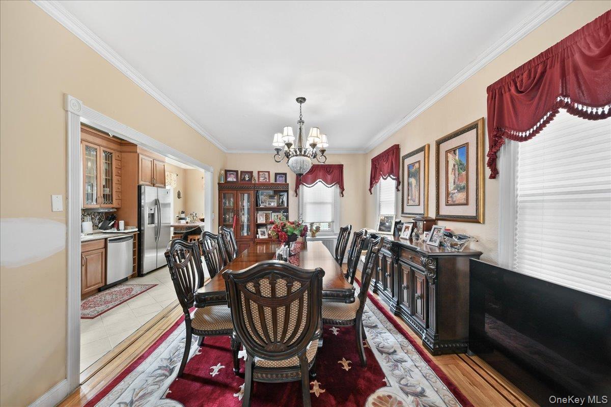 Single Family Yates Bronx, NY 10469, MLS-985241-10