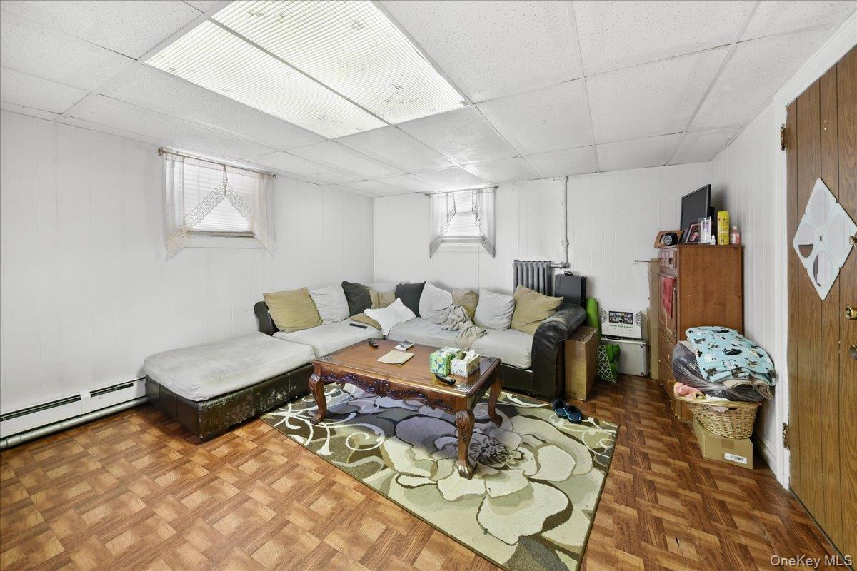 Single Family Yates Bronx, NY 10469, MLS-985241-22