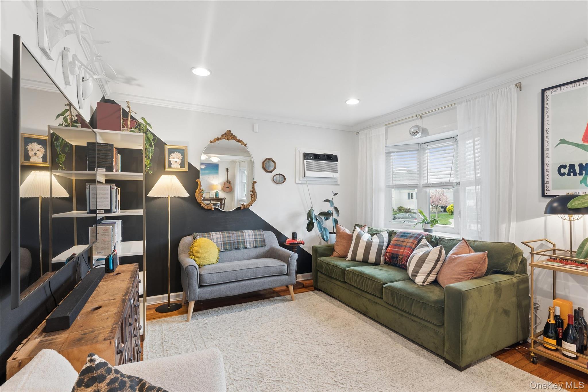 Single Family Woodland  Nassau County, NY 11793, MLS-985254-10