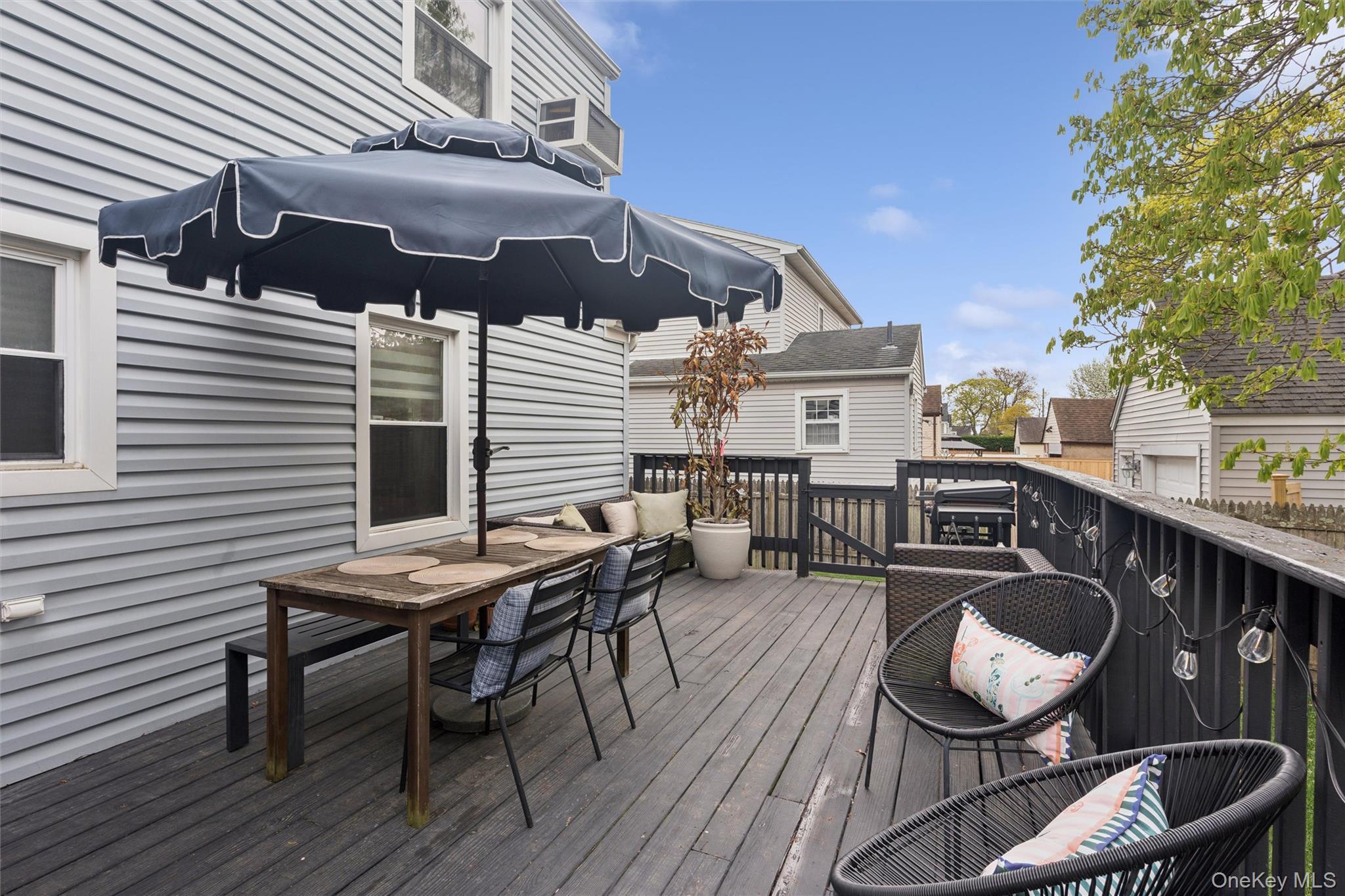 Single Family Woodland  Nassau County, NY 11793, MLS-985254-21