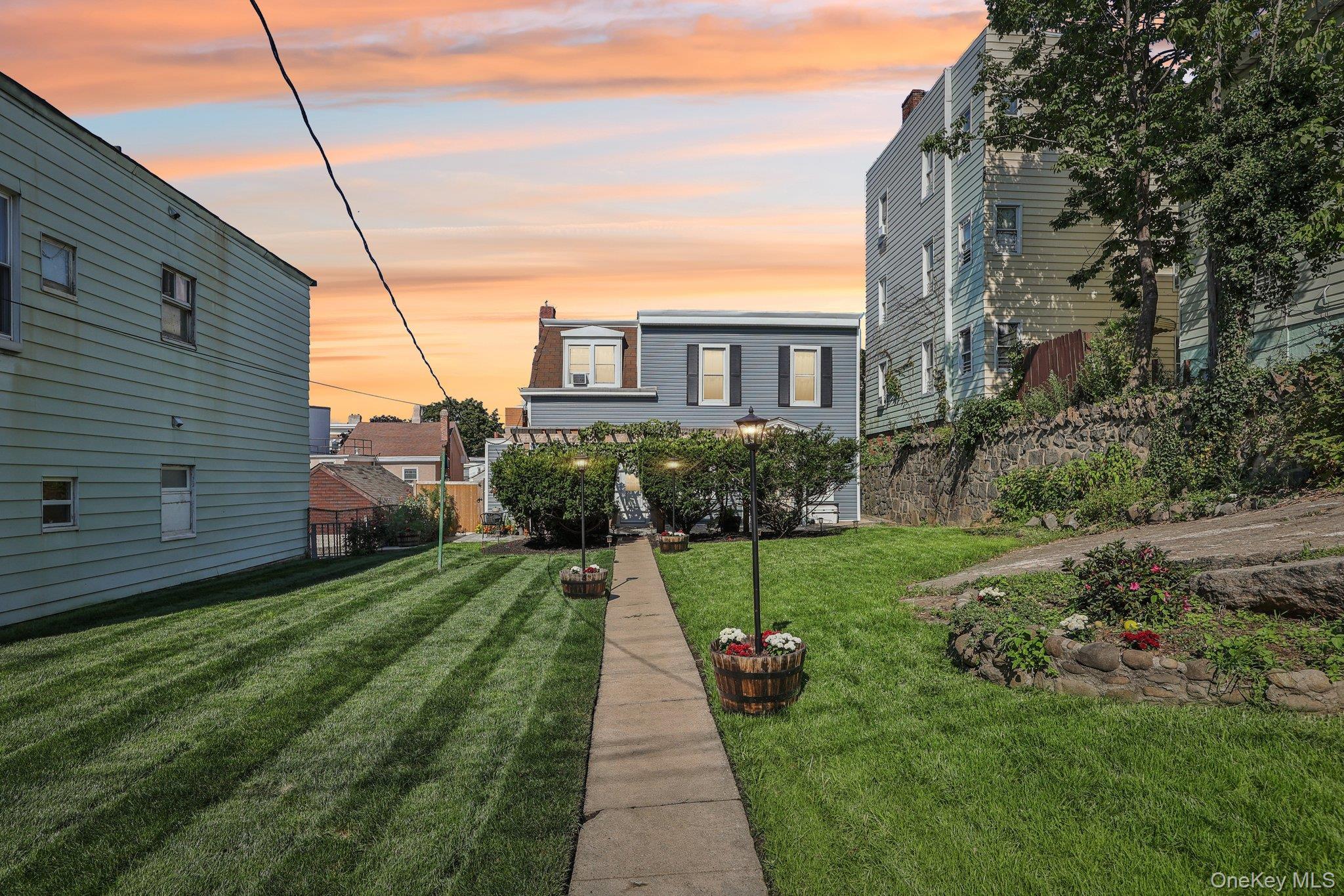 Single Family Oliver  Westchester County, NY 10701, MLS-985258-33