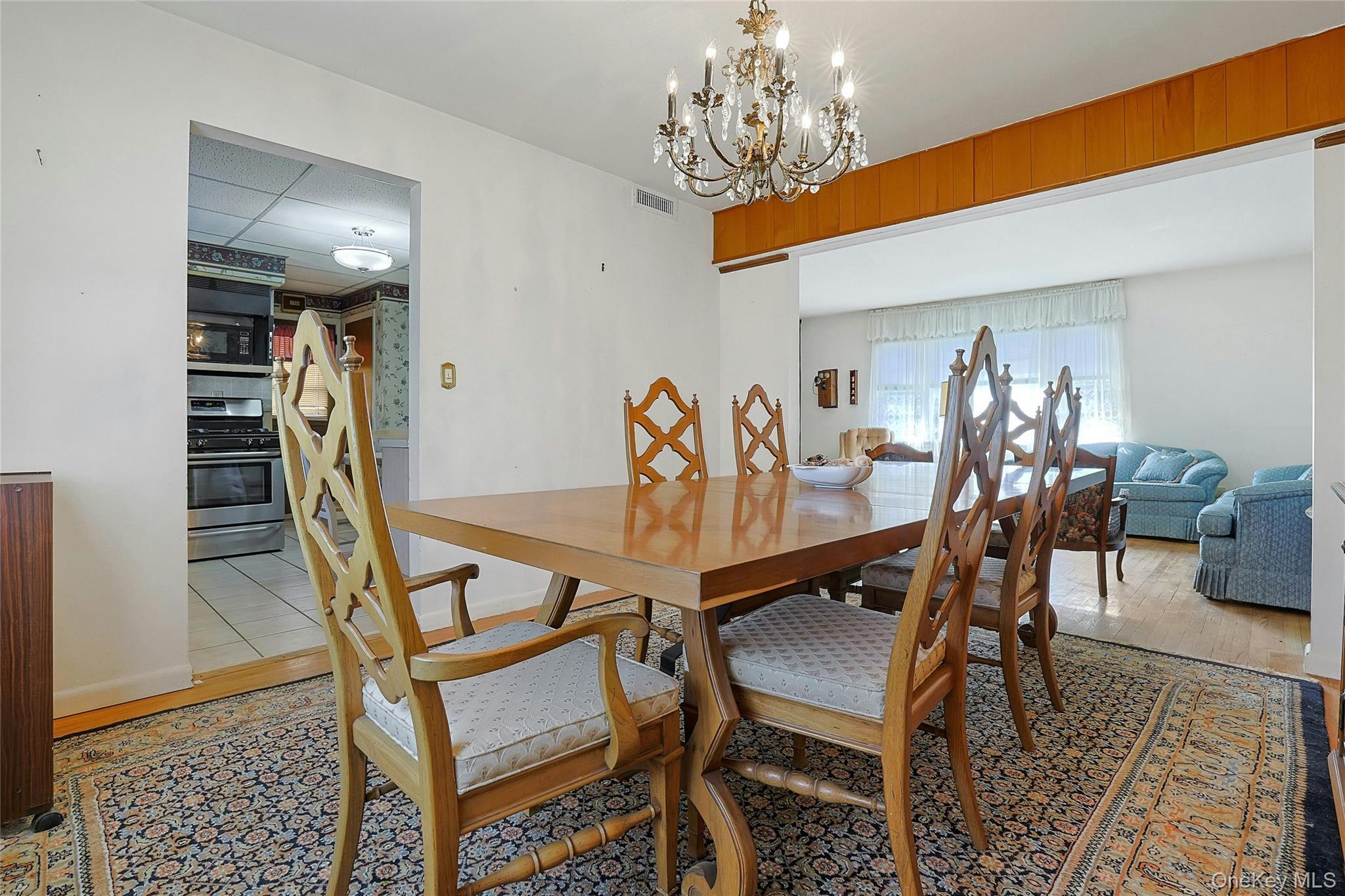 Single Family Windermere  Westchester County, NY 10710, MLS-985287-10