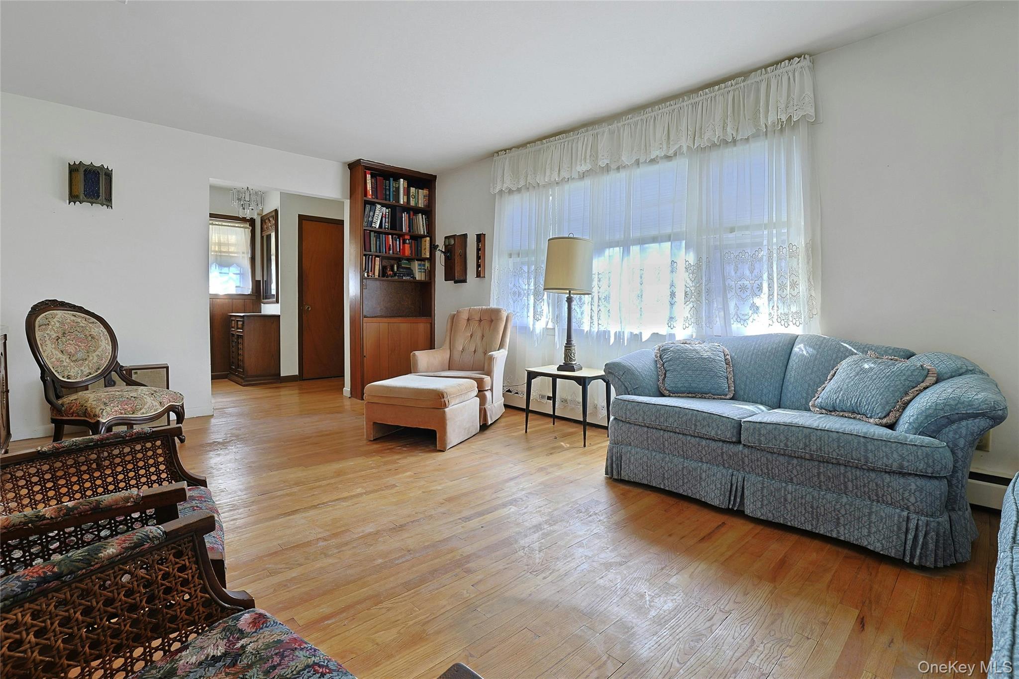 Single Family Windermere  Westchester County, NY 10710, MLS-985287-13