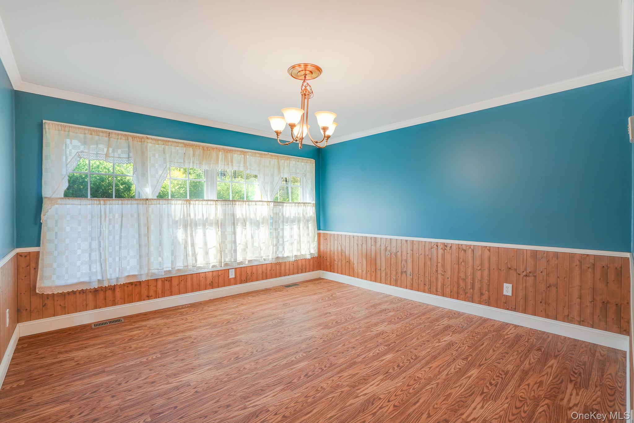 Single Family Whitfield  Ulster County, NY 12404, MLS-985291-18