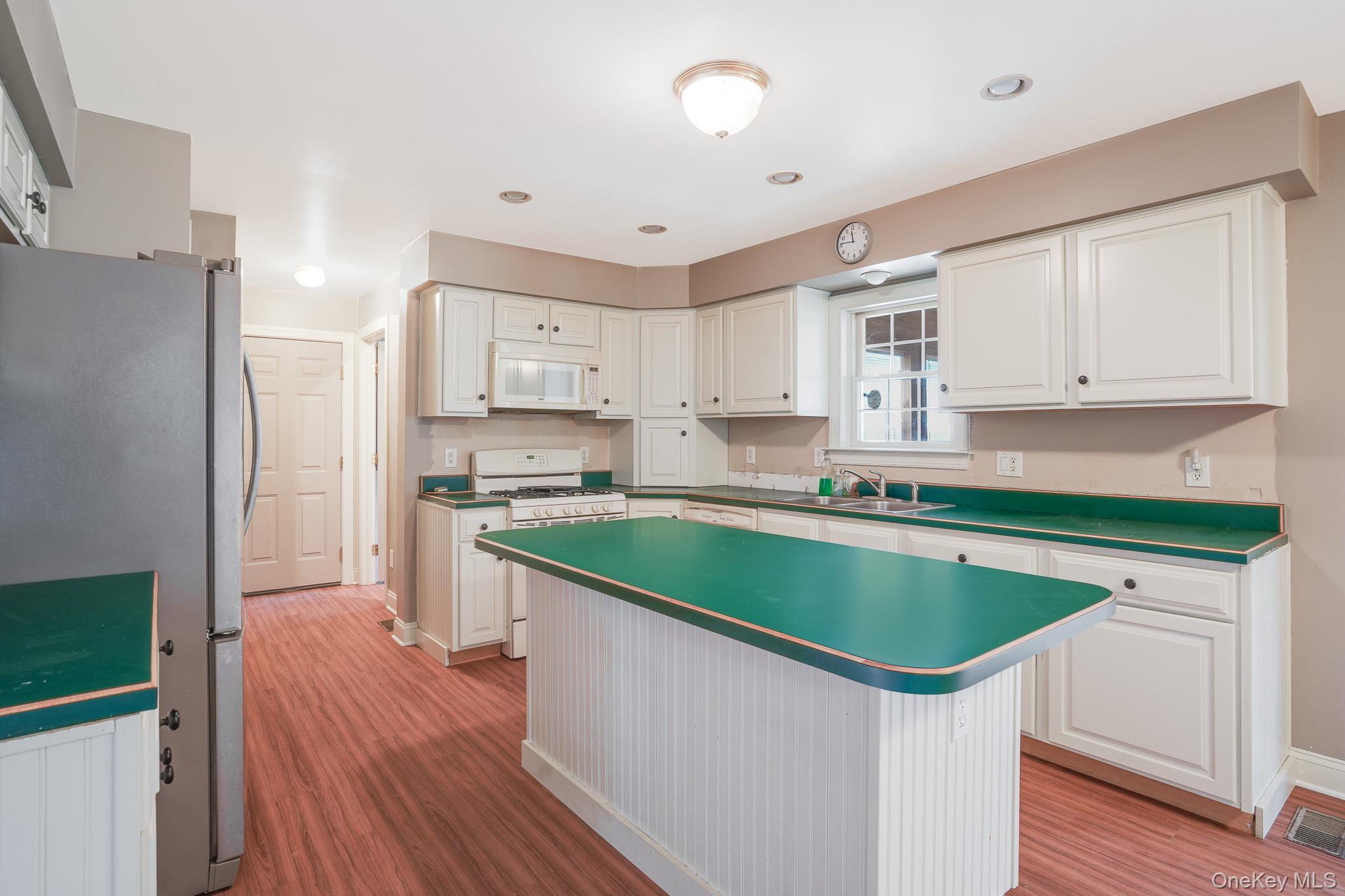 Single Family Whitfield  Ulster County, NY 12404, MLS-985291-9