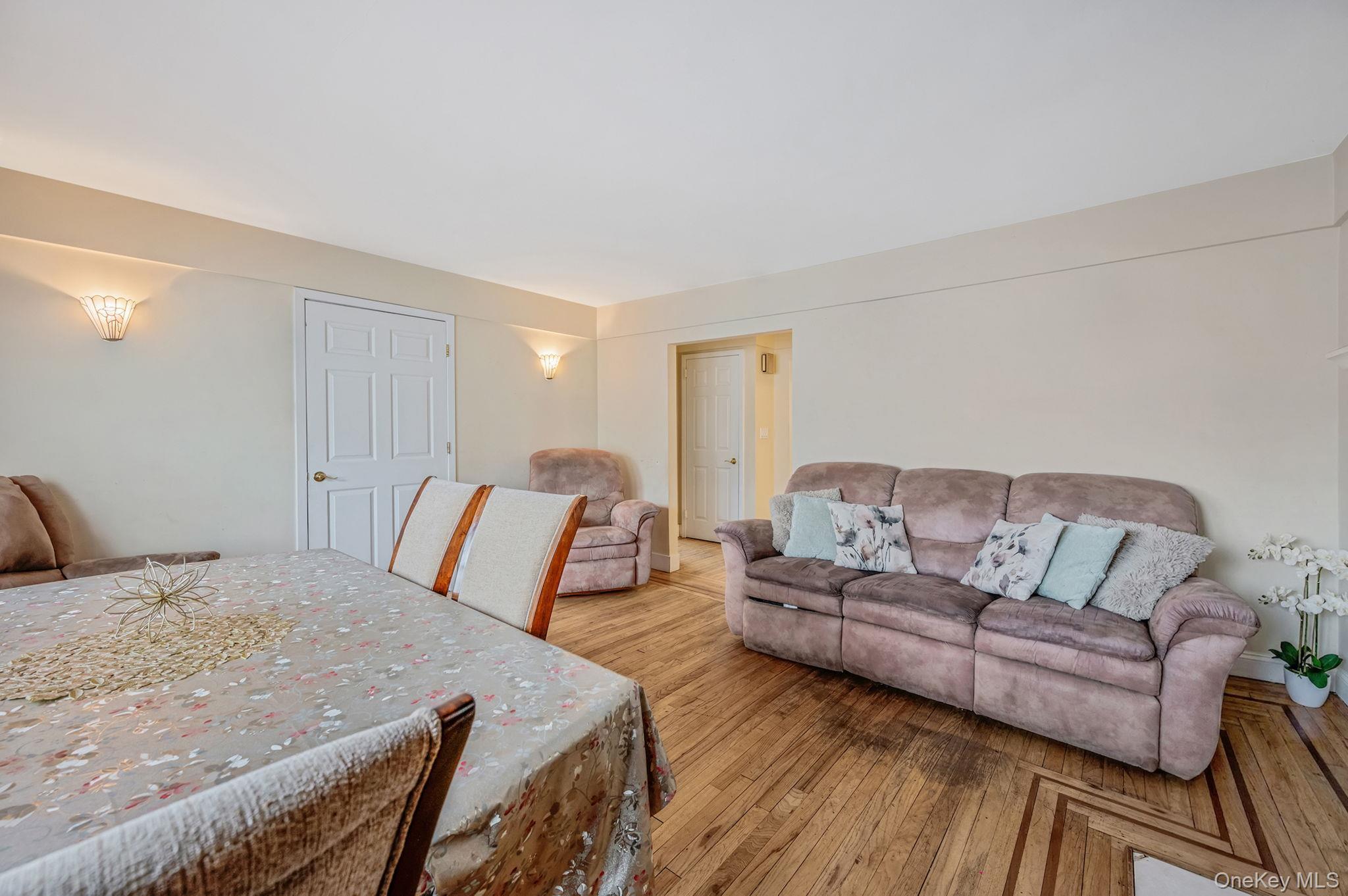 Single Family Mckinley  Suffolk County, NY 11717, MLS-985309-15