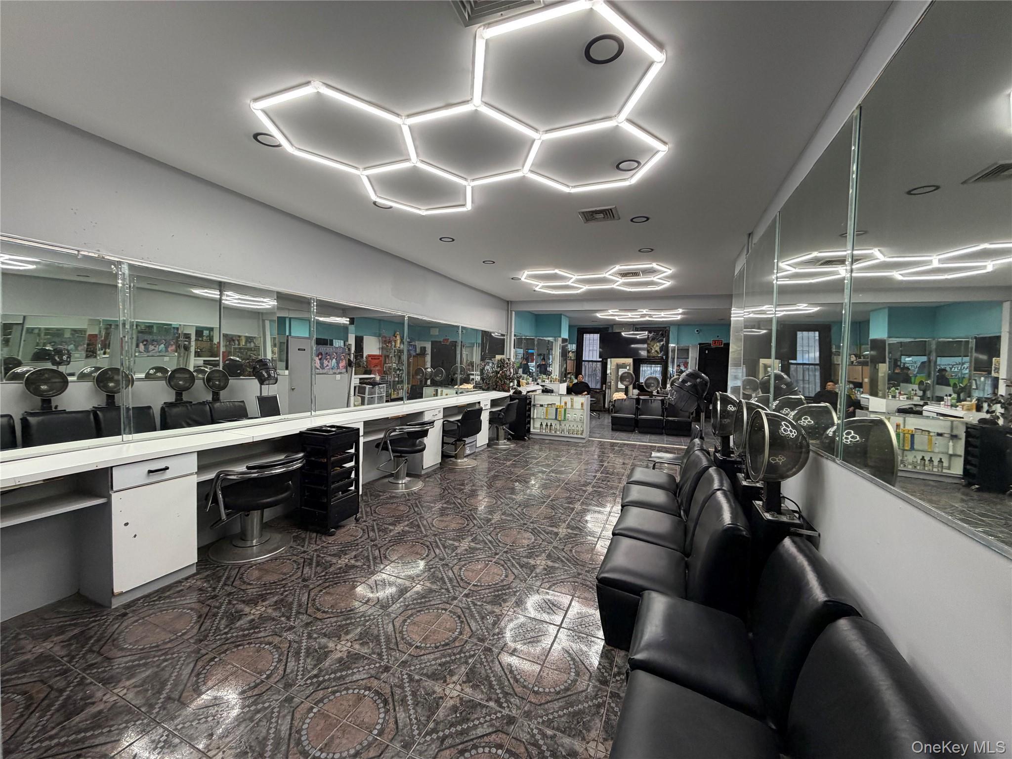 Commercial Lease Flatbush  Brooklyn, NY 11210, MLS-985310-7
