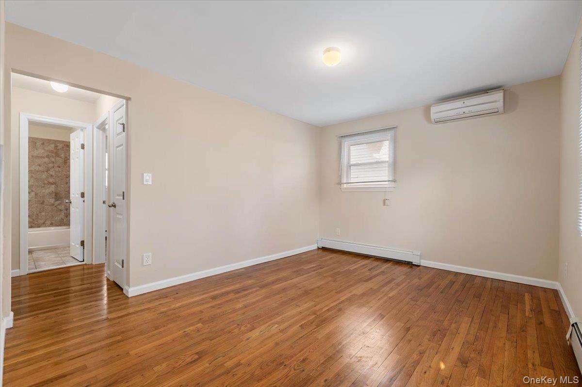 Single Family Maple  Suffolk County, NY 11746, MLS-985312-11