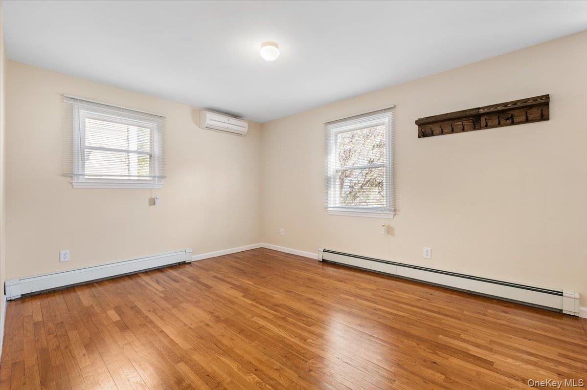 Single Family Maple  Suffolk County, NY 11746, MLS-985312-12
