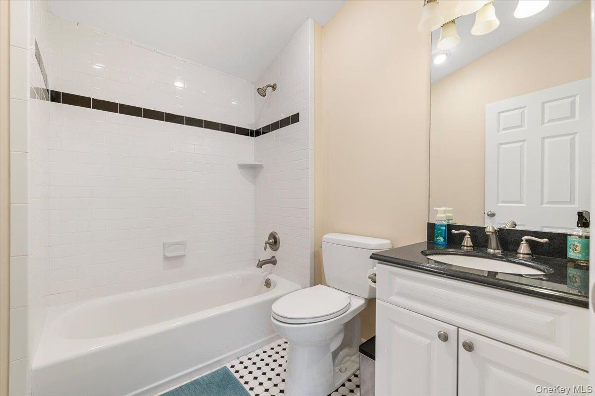 Single Family Maple  Suffolk County, NY 11746, MLS-985312-19