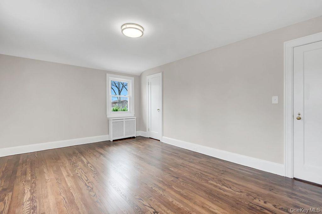 Single Family Carol  Nassau County, NY 11563, MLS-985320-21