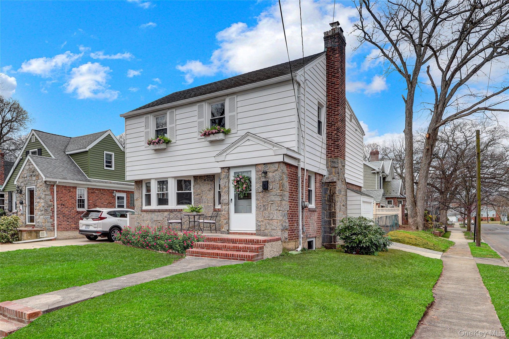 Single Family Carol  Nassau County, NY 11563, MLS-985320-6