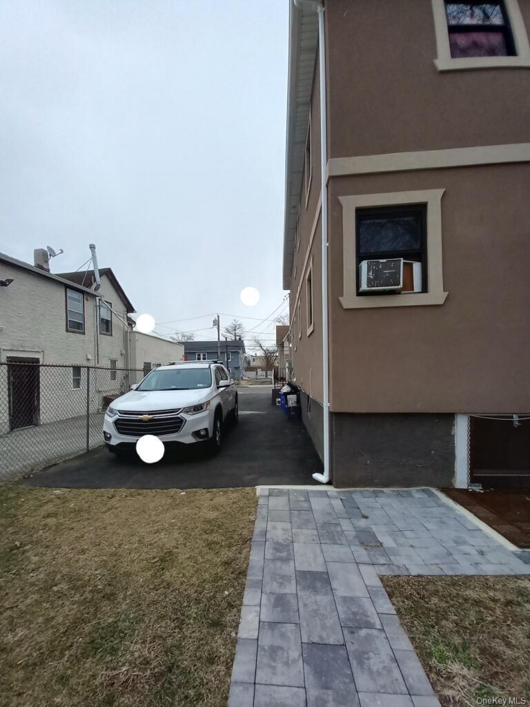 Single Family Clinton Avenue Nassau County, NY 11096, MLS-985333-5
