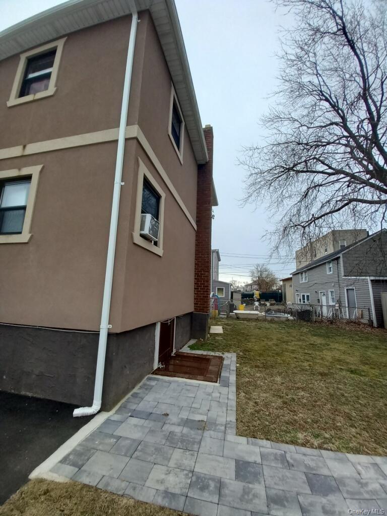 Single Family Clinton Avenue Nassau County, NY 11096, MLS-985333-9